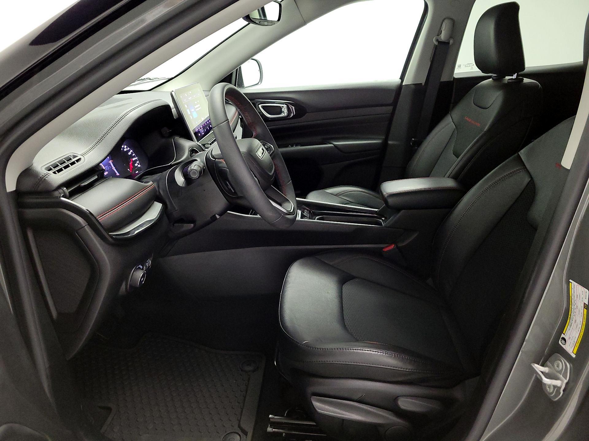 Thumbnail: 2022 Jeep Compass - 11