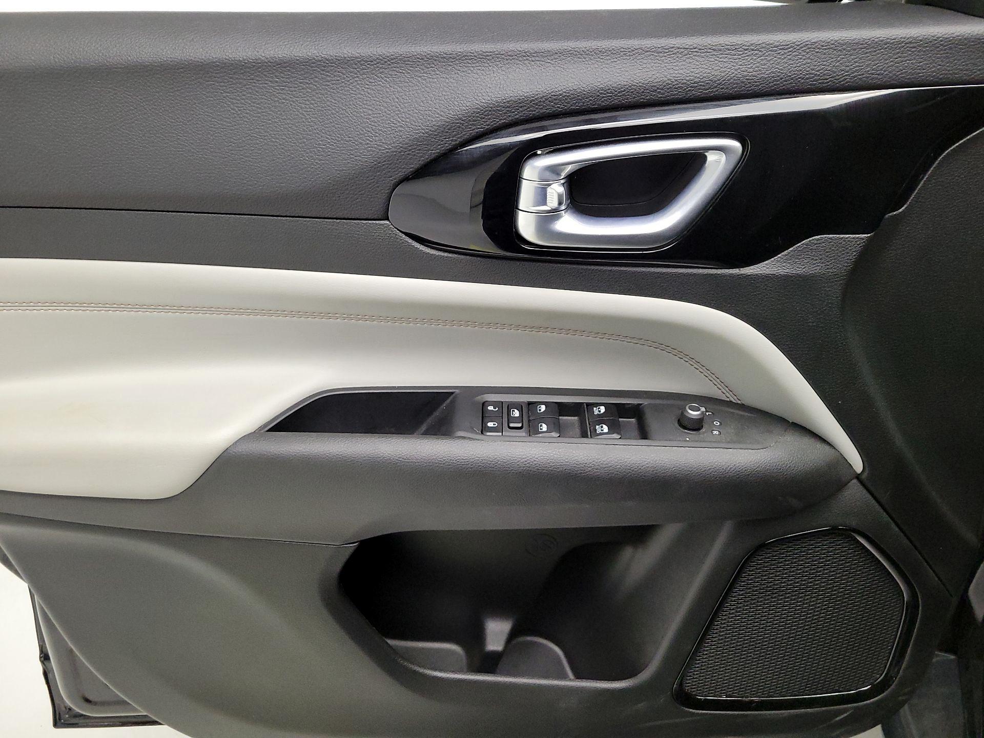 Thumbnail: 2022 Jeep Compass - 12