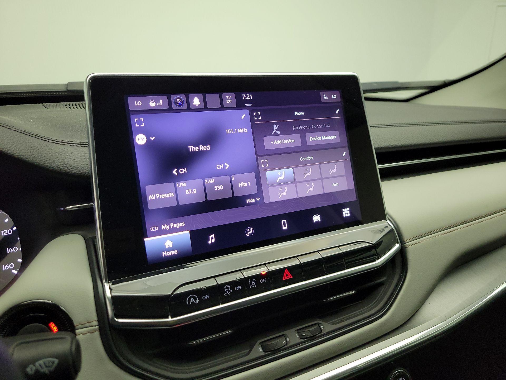 Thumbnail: 2022 Jeep Compass - 14