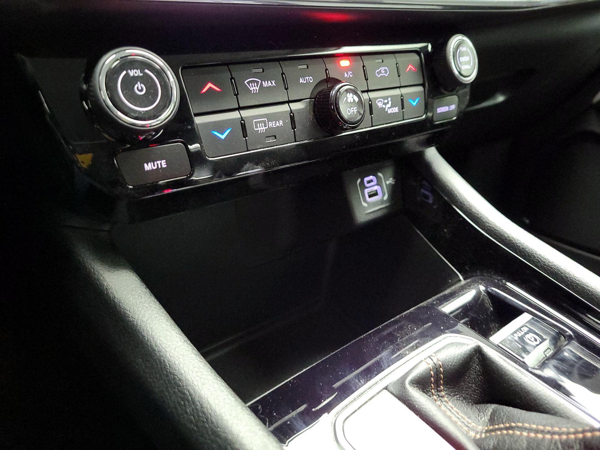 Thumbnail: 2022 Jeep Compass - 15