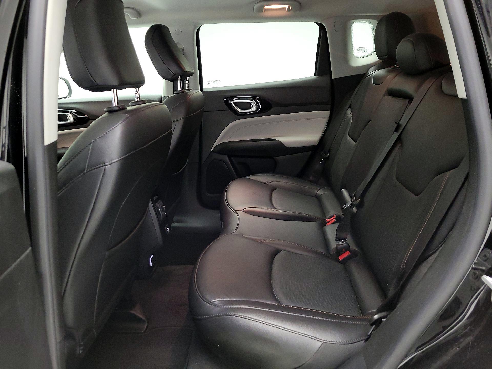 Thumbnail: 2022 Jeep Compass - 18