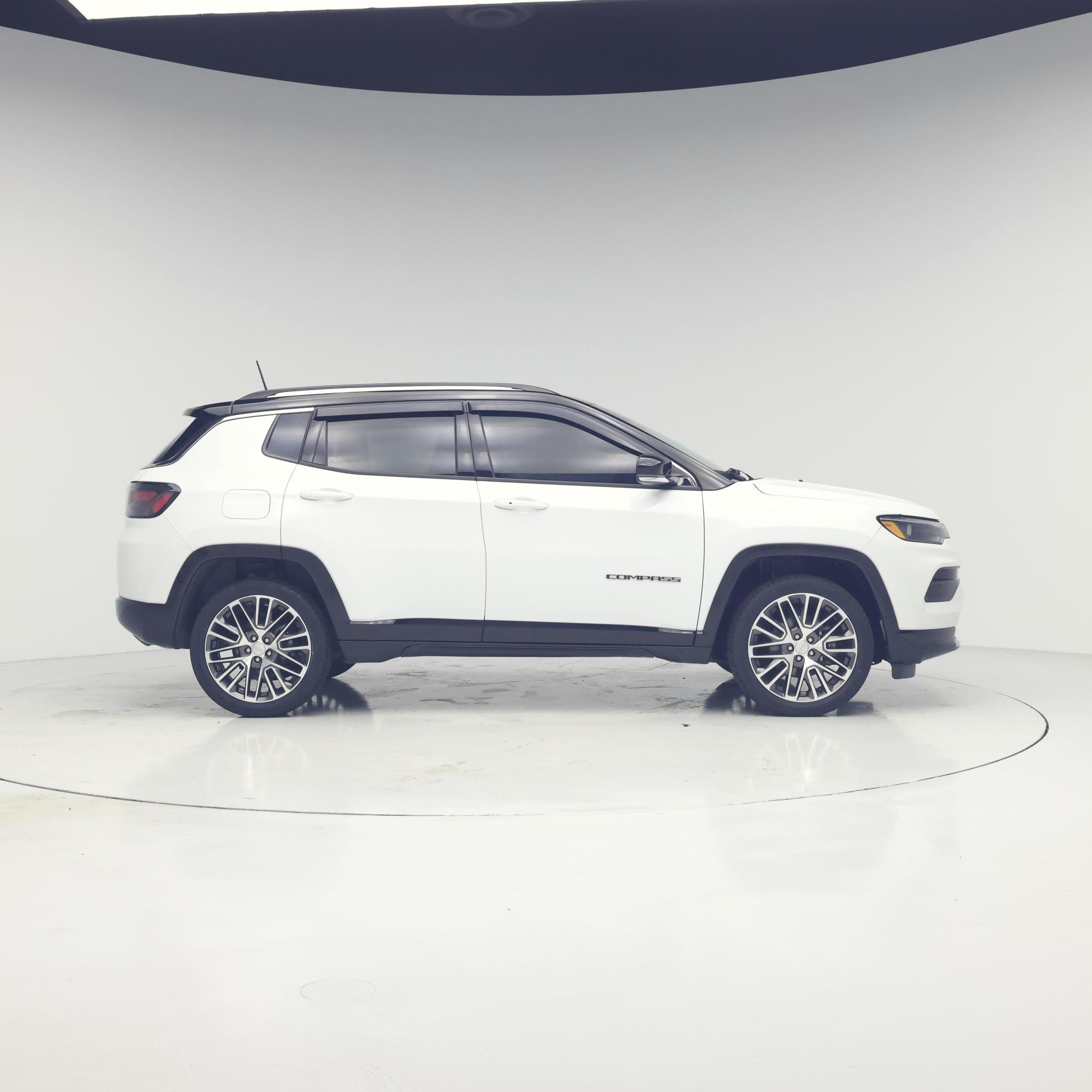 Thumbnail: 2022 Jeep Compass - 7