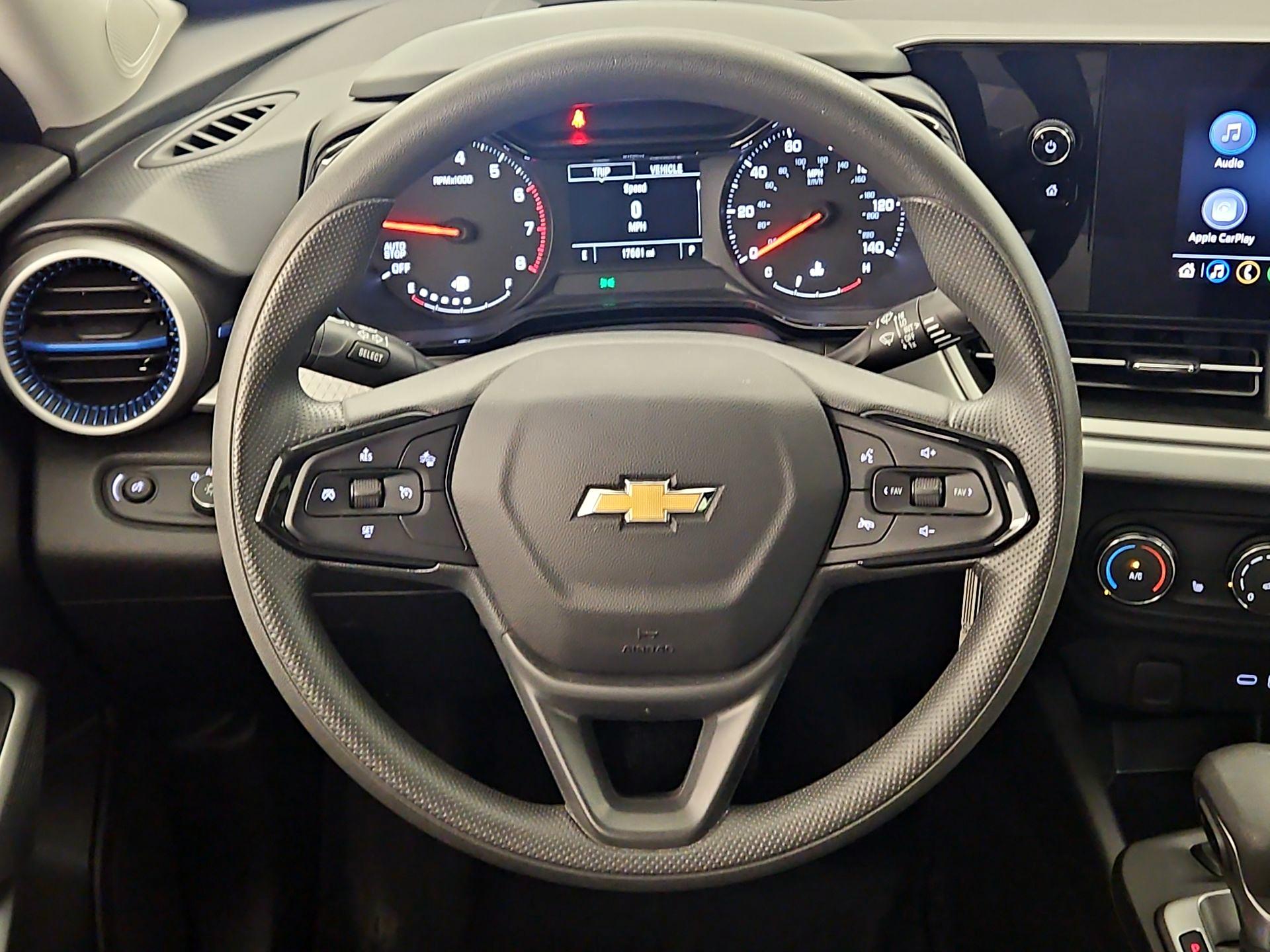 Thumbnail: 2025 Chevrolet Trax - 10