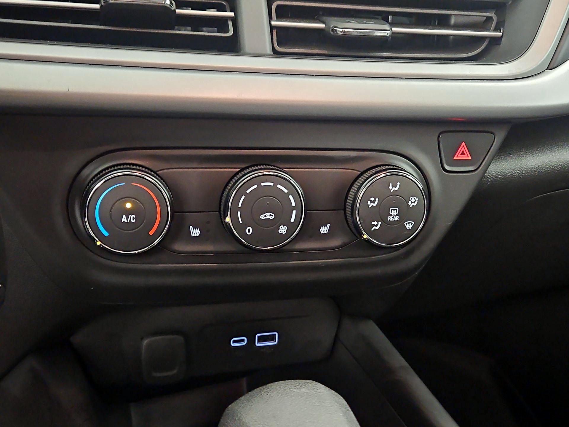 Thumbnail: 2025 Chevrolet Trax - 16