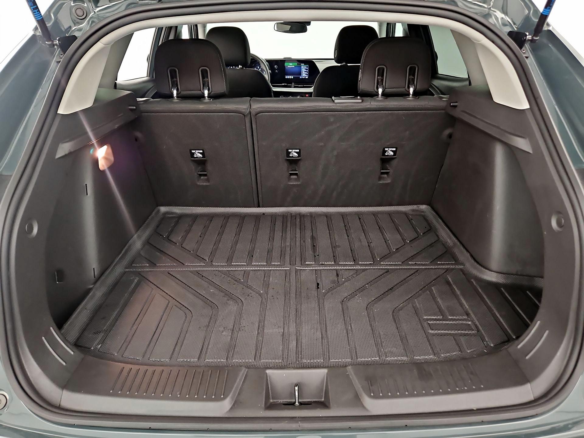 Thumbnail: 2025 Chevrolet Trax - 20