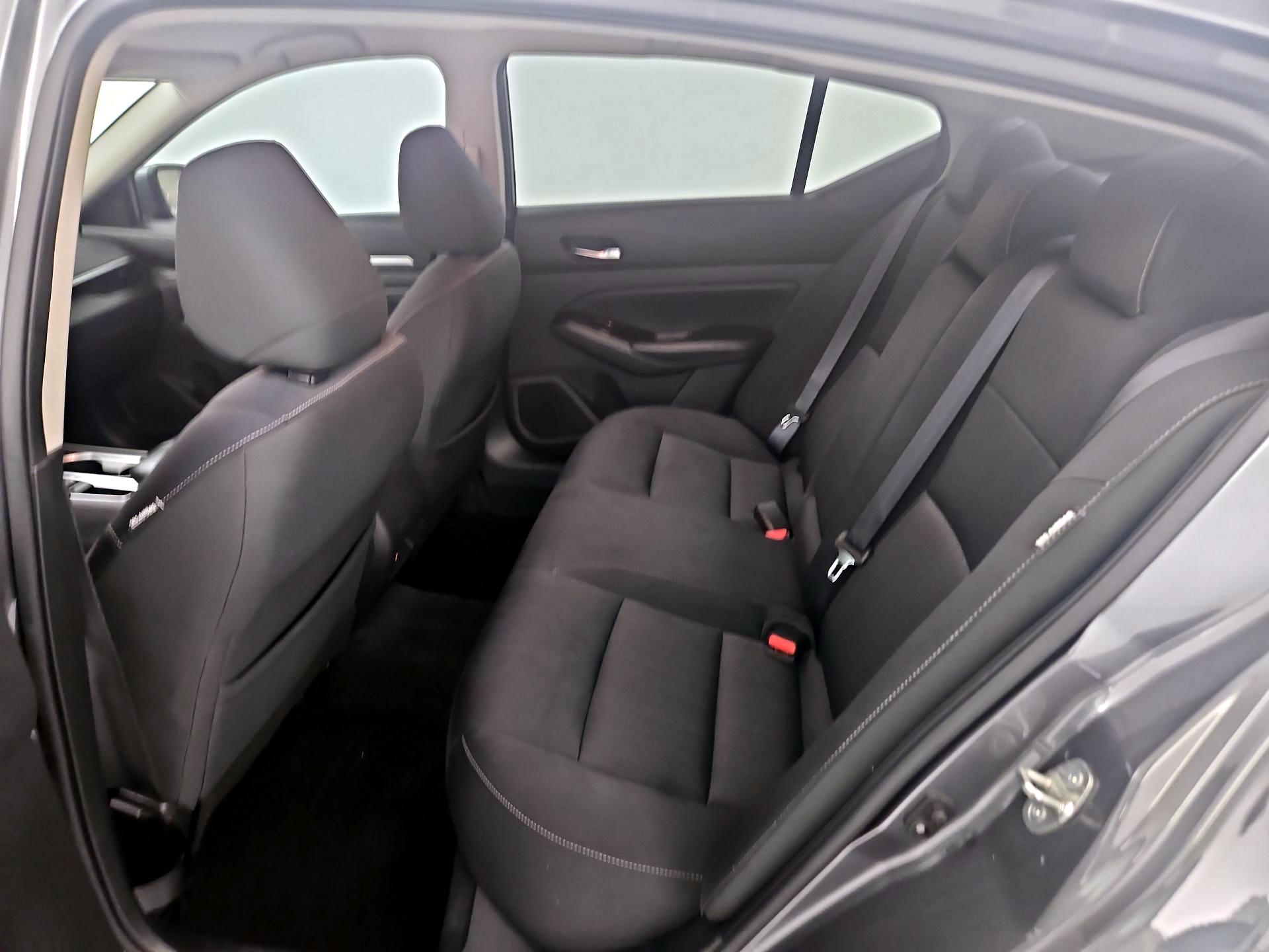 Thumbnail: 2021 Nissan Altima - 19