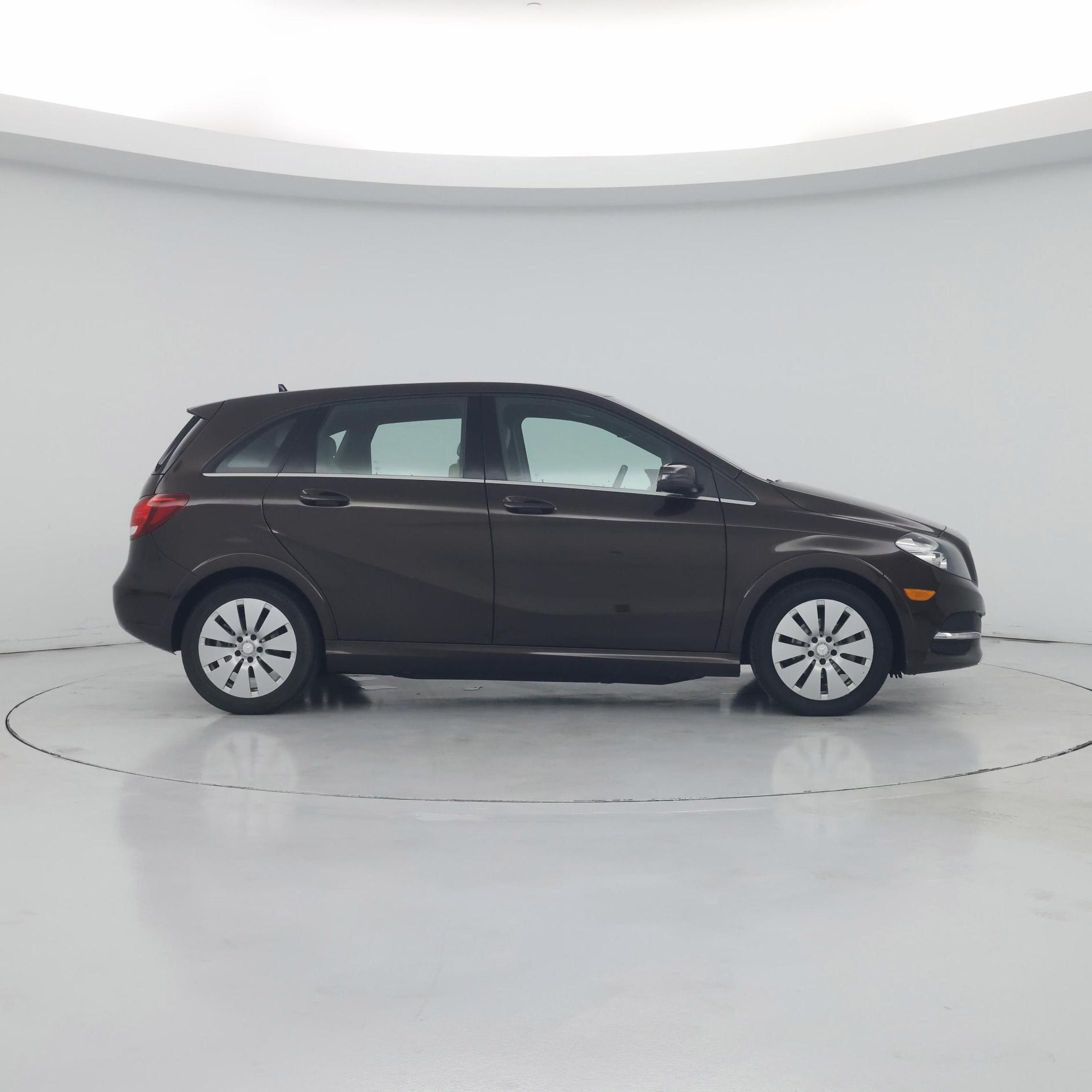 Thumbnail: 2017 Mercedes-Benz B-Class - 7