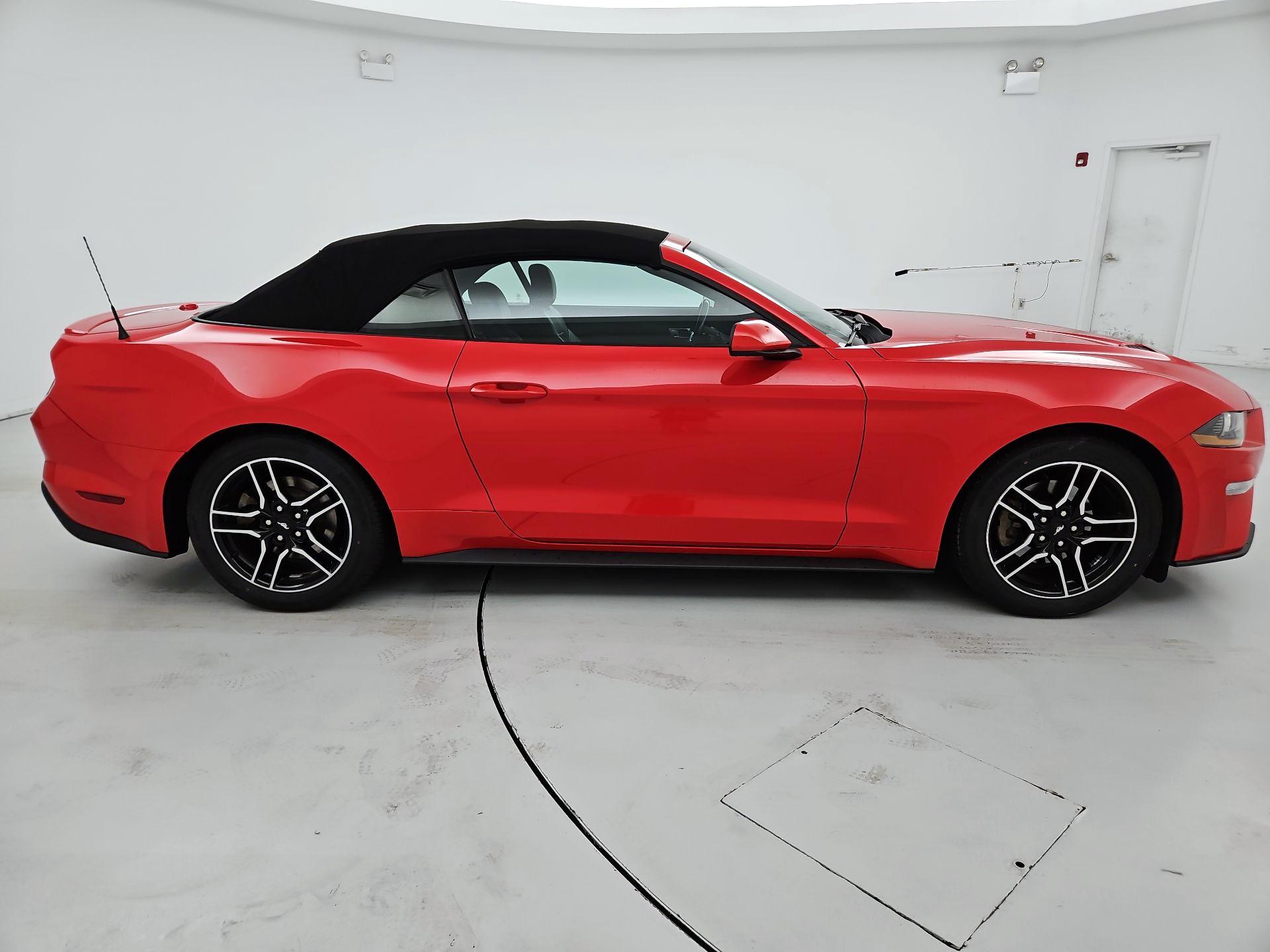 Thumbnail: 2021 Ford Mustang - 4