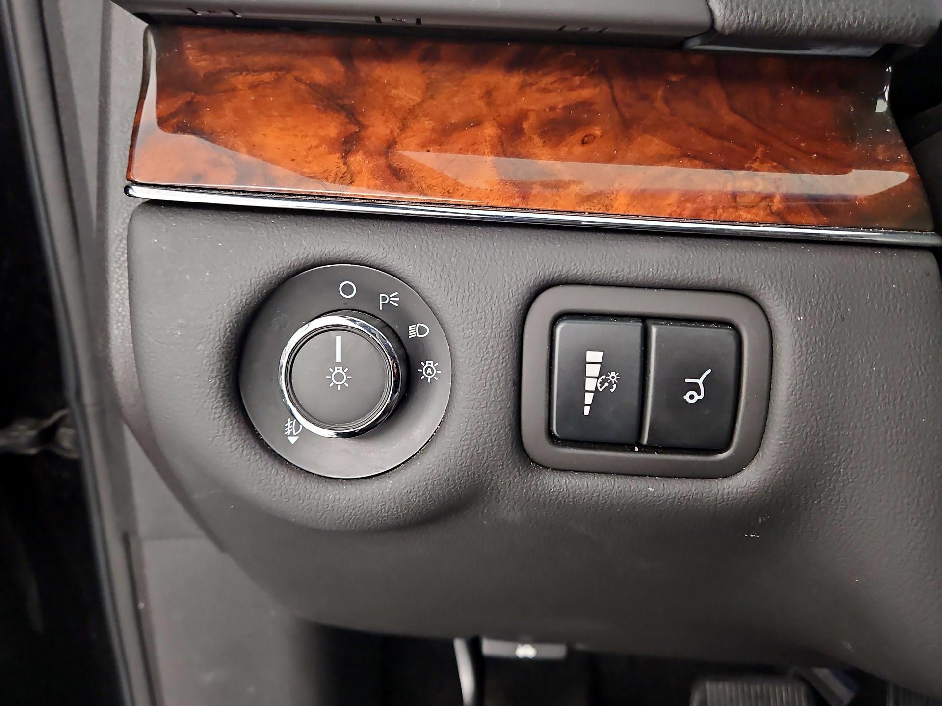 Thumbnail: 2019 Lincoln MKT - 11