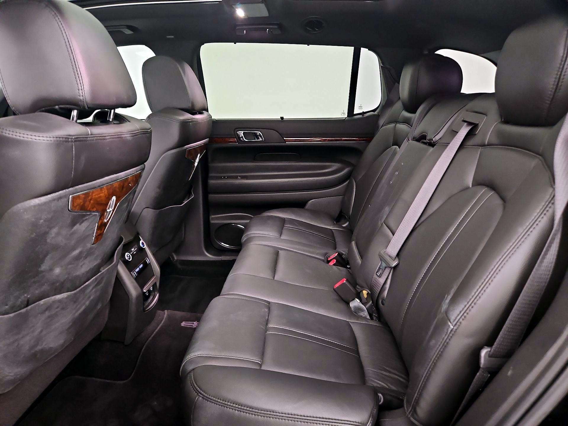 Thumbnail: 2019 Lincoln MKT - 18