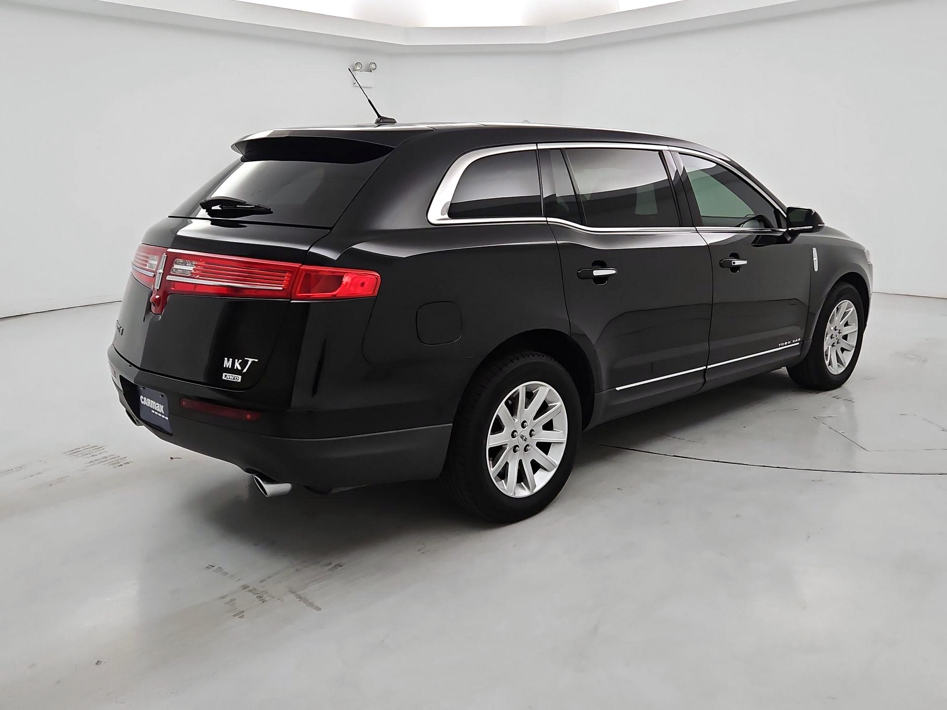 Thumbnail: 2019 Lincoln MKT - 5