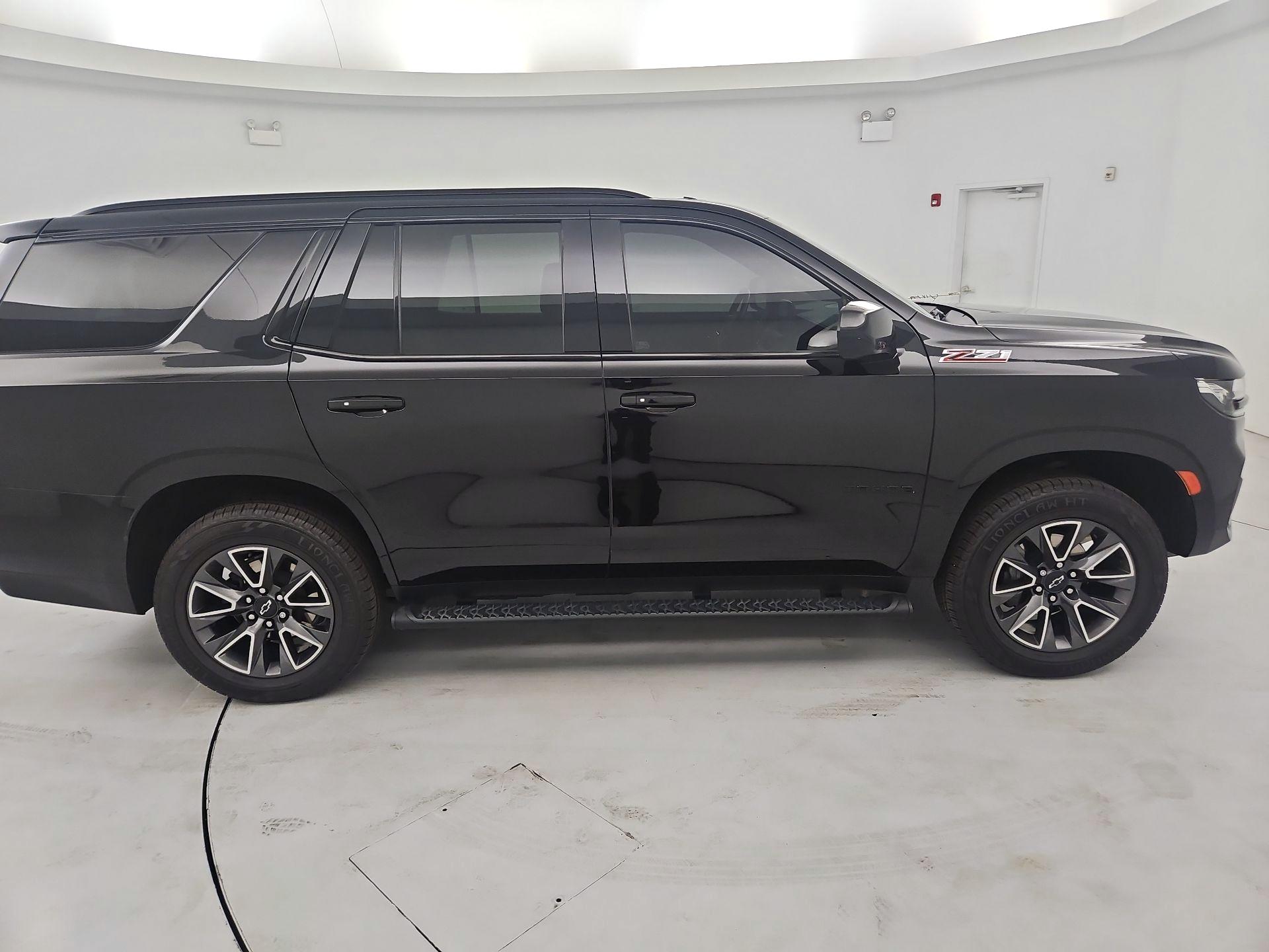 Thumbnail: 2023 Chevrolet Tahoe - 4