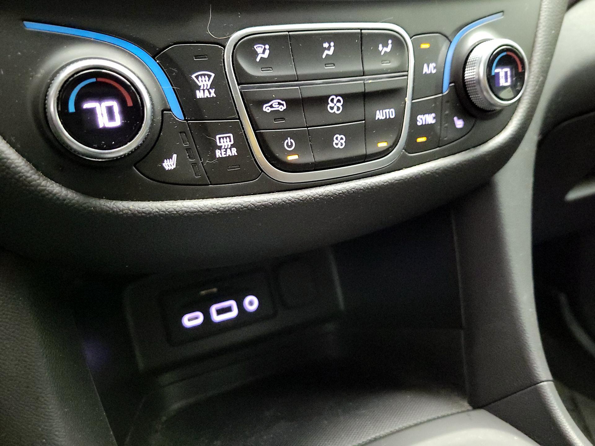 Thumbnail: 2024 Chevrolet Equinox - 15
