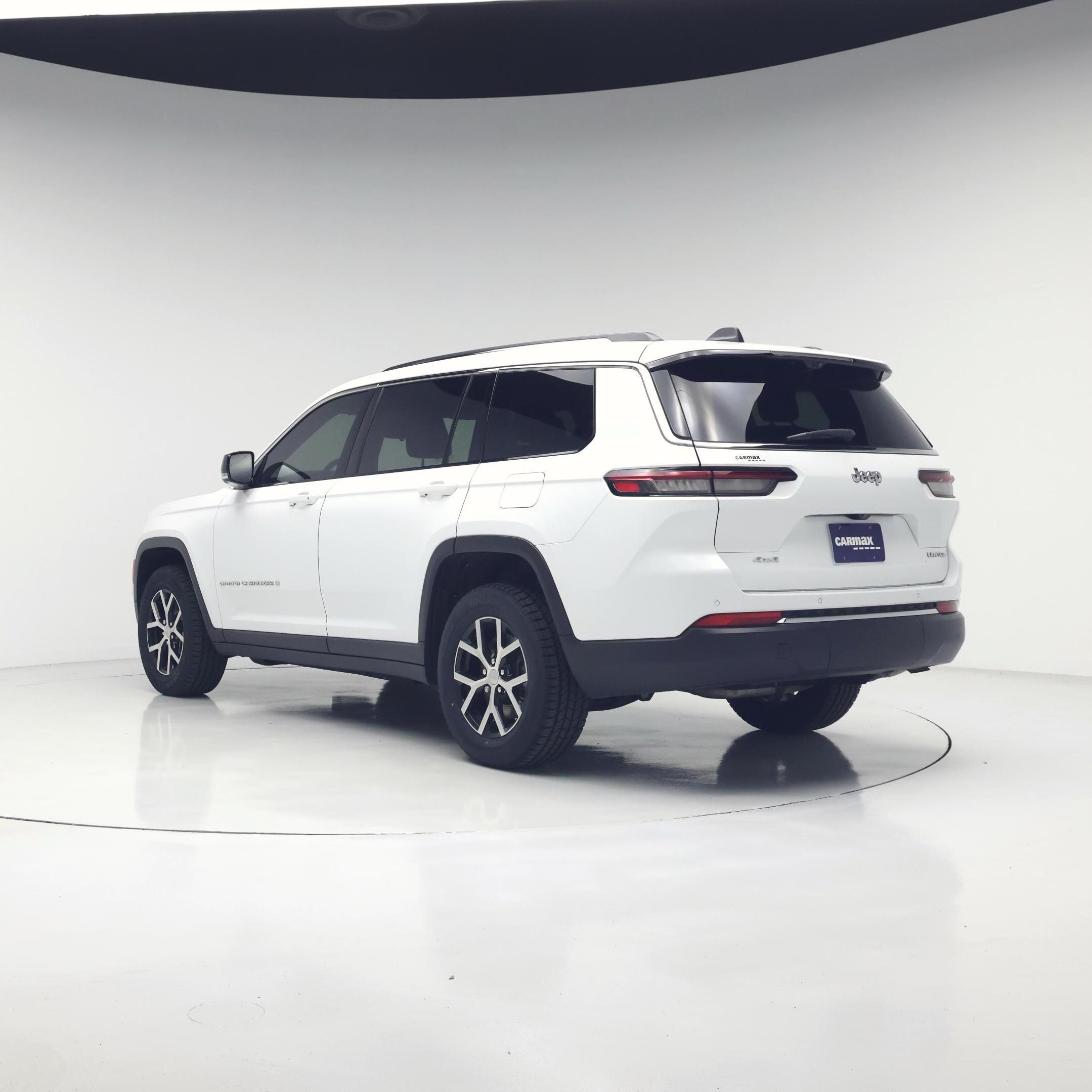 Thumbnail: 2023 Jeep Grand Cherokee L - 2