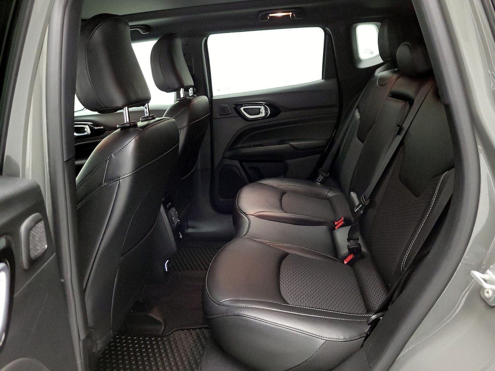 2023 Jeep Compass Altitude - Photo 19