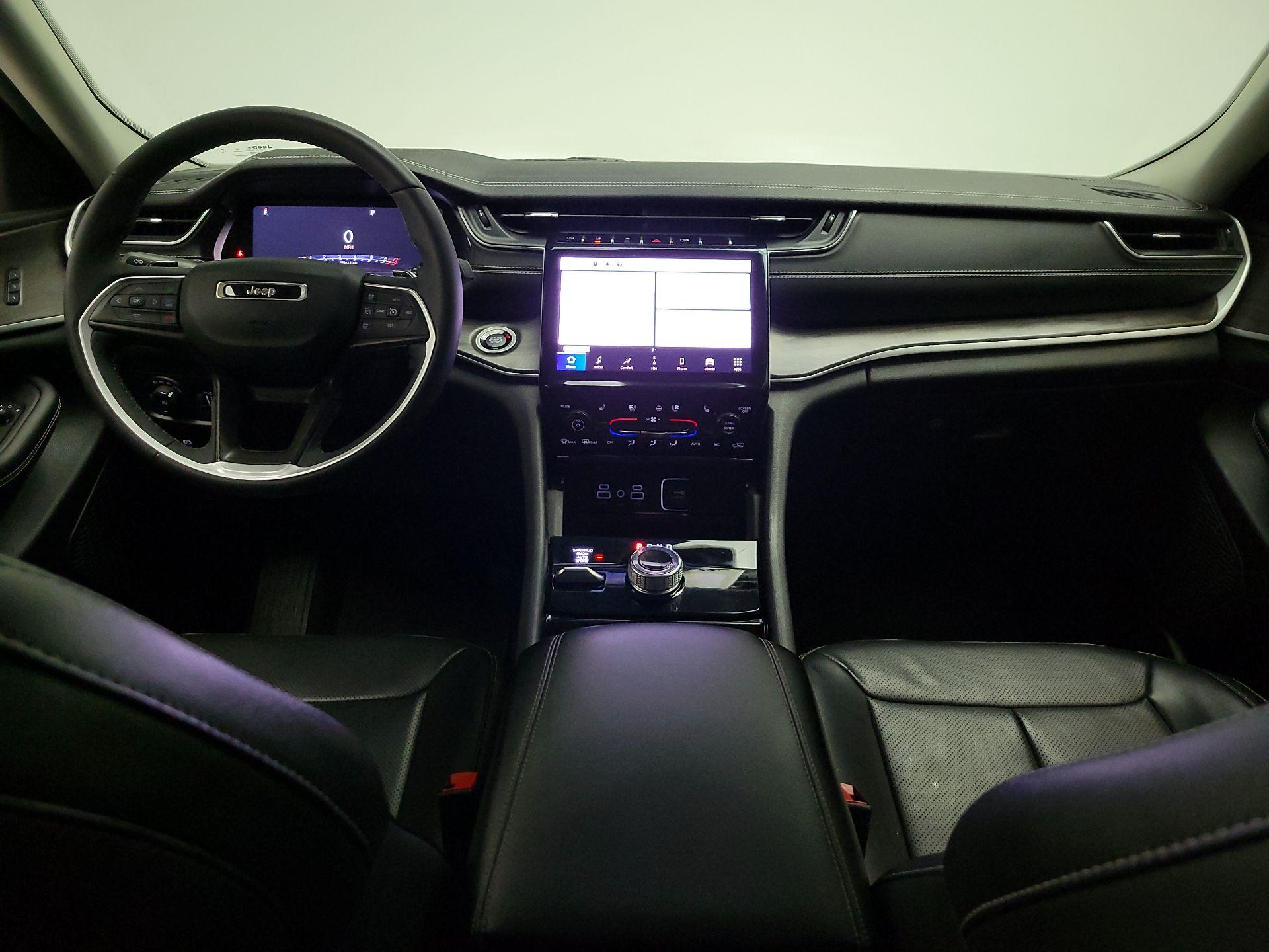 Thumbnail: 2023 Jeep Grand Cherokee L - 9