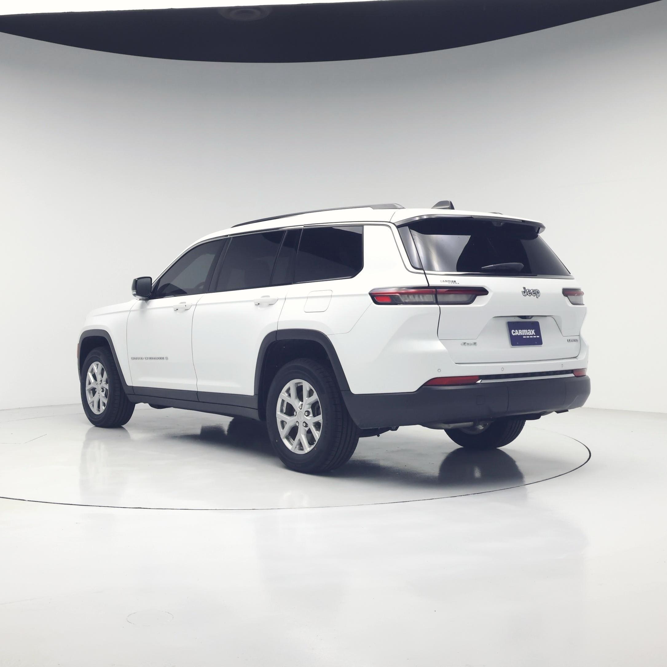 Thumbnail: 2023 Jeep Grand Cherokee L - 2