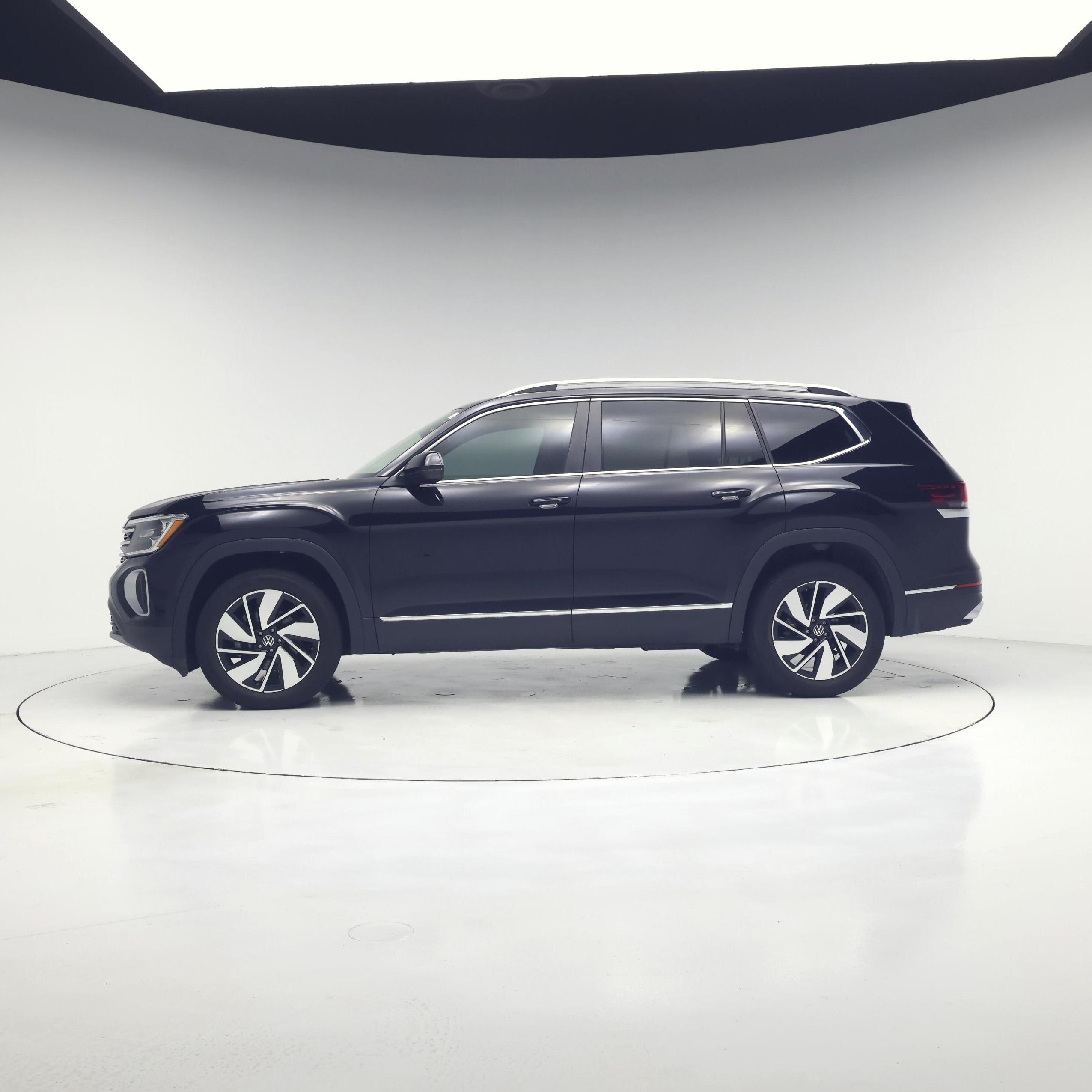 Thumbnail: 2024 Volkswagen Atlas - 3