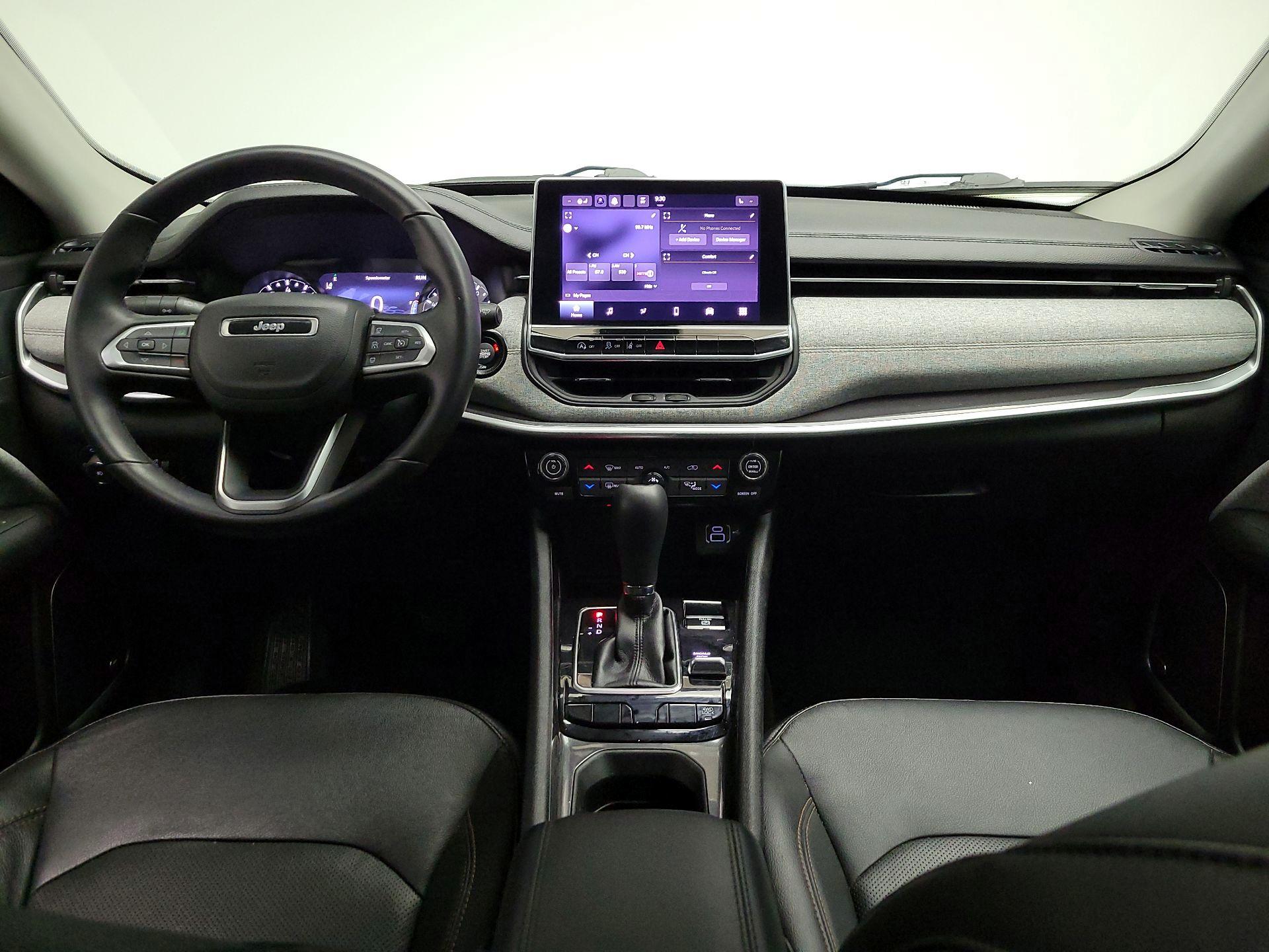 Thumbnail: 2022 Jeep Compass - 9
