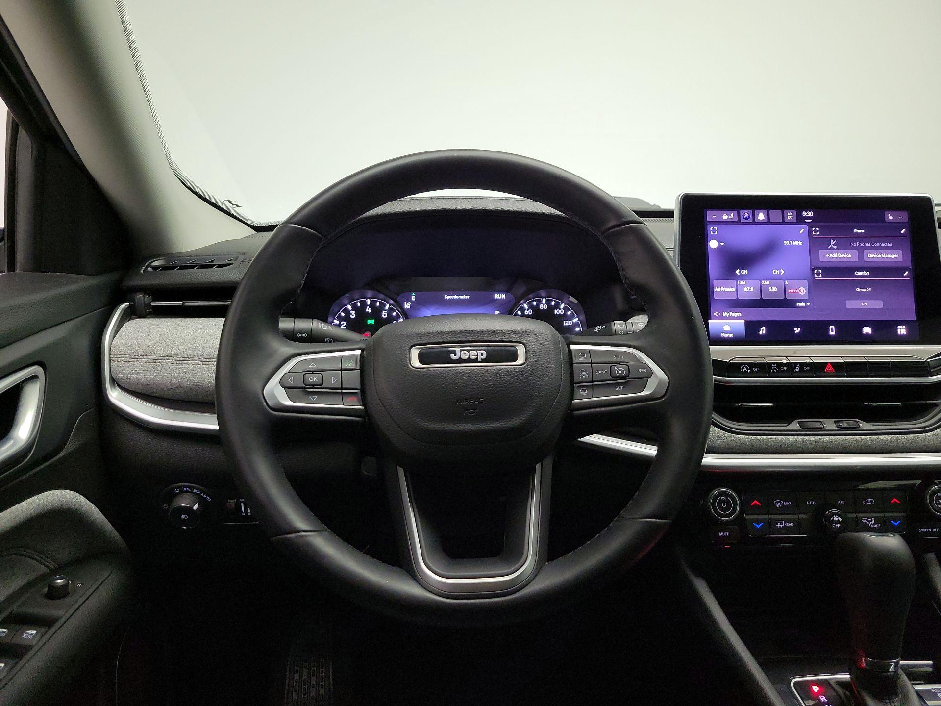 Thumbnail: 2022 Jeep Compass - 10