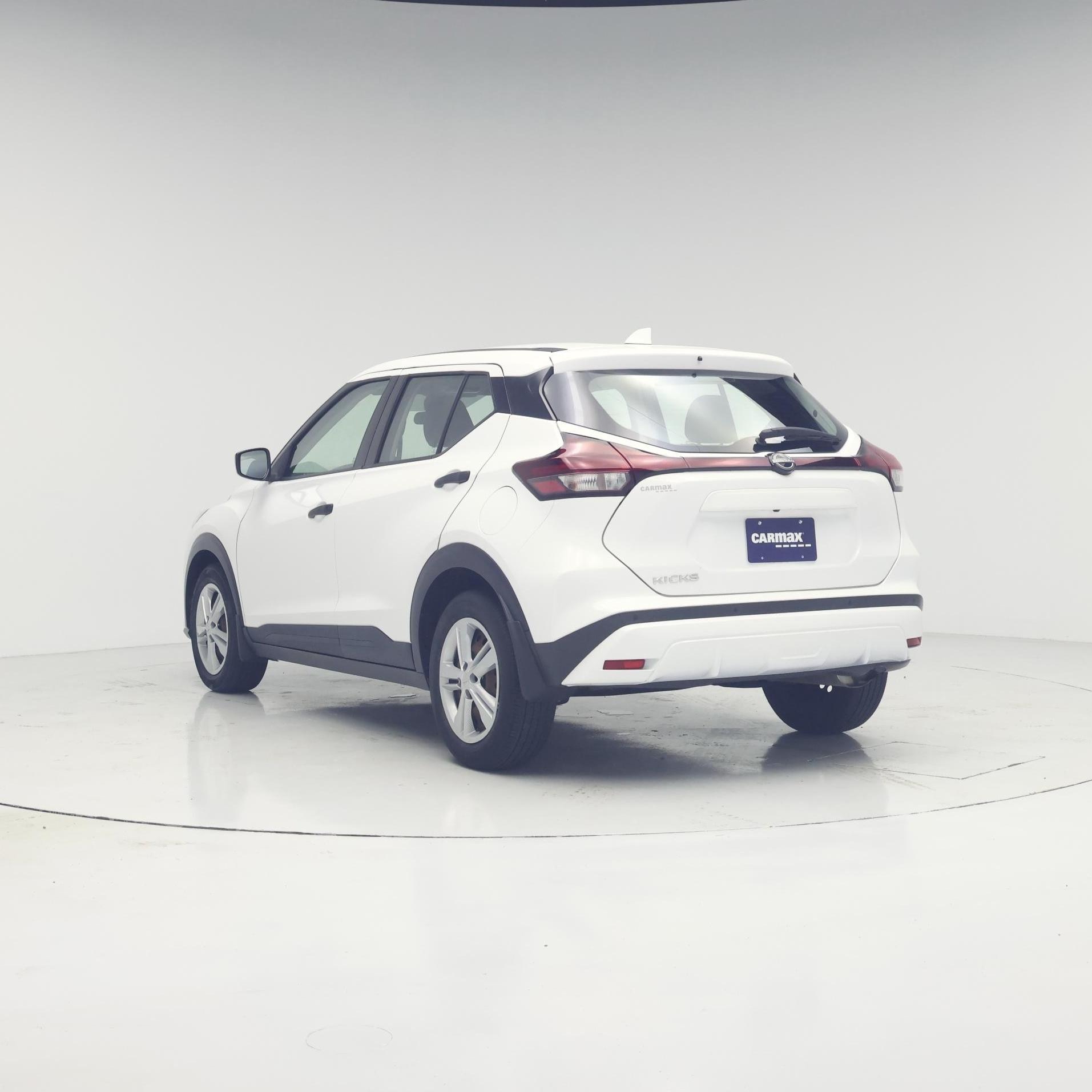 Thumbnail: 2022 Nissan Kicks - 2