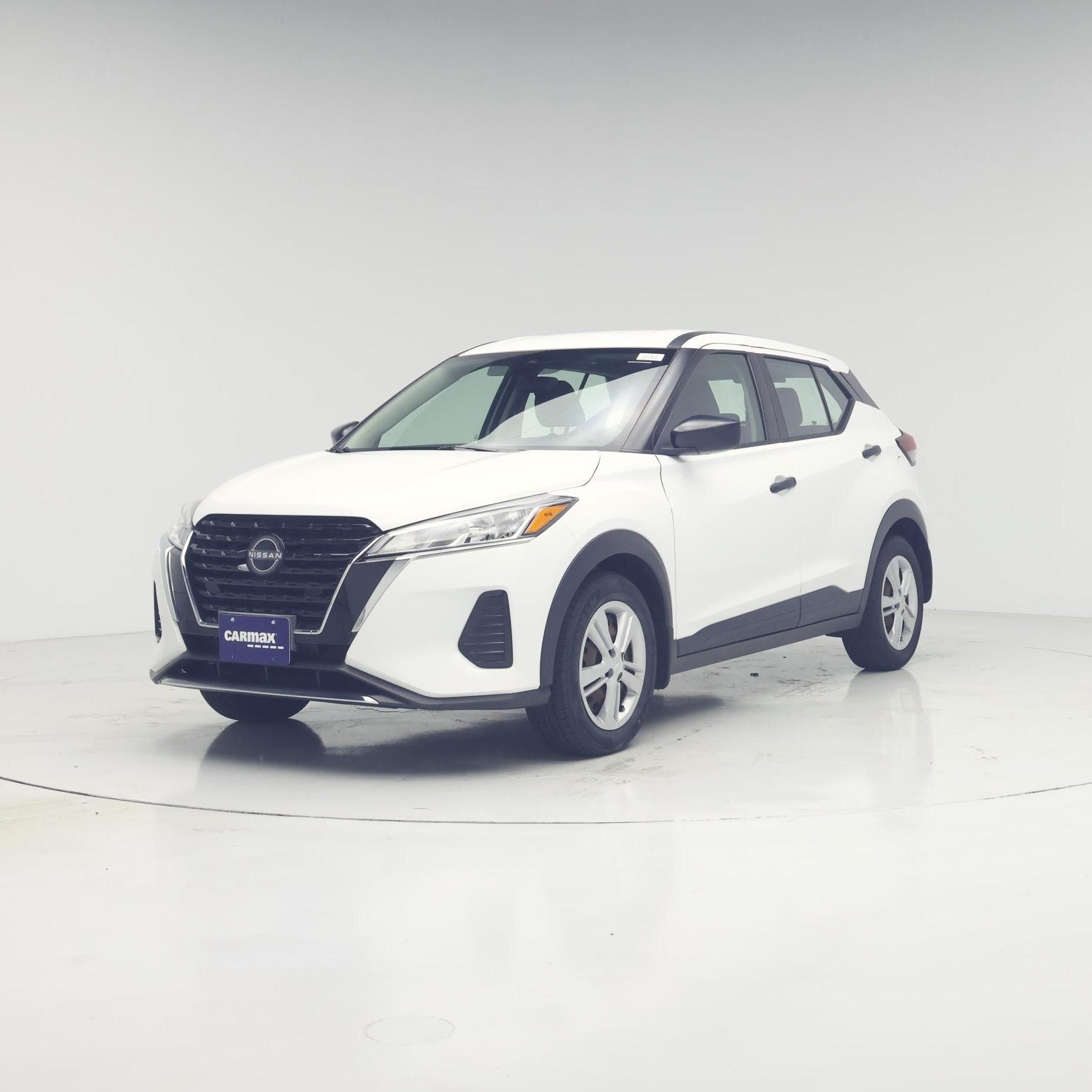 Thumbnail: 2022 Nissan Kicks - 4