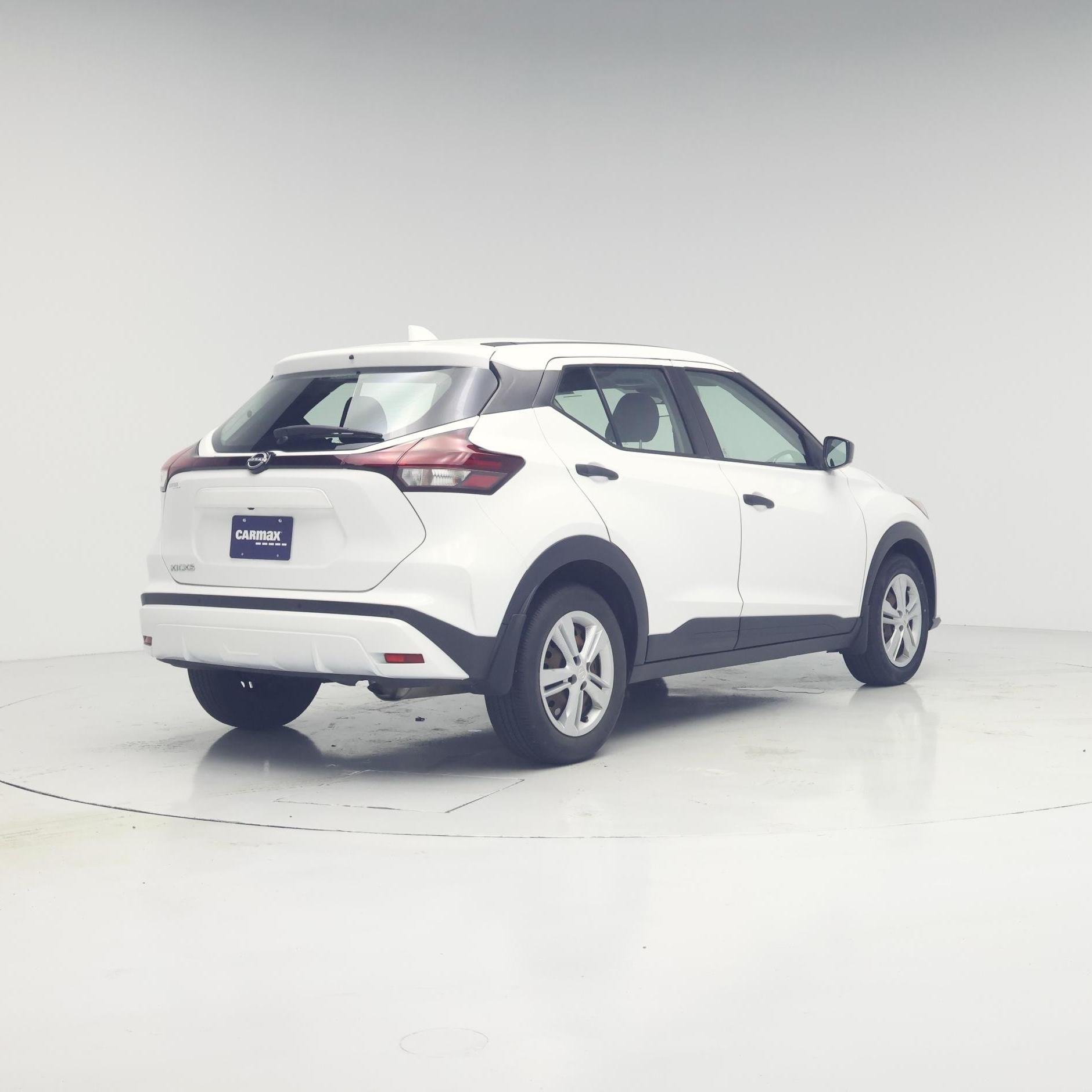 Thumbnail: 2022 Nissan Kicks - 8