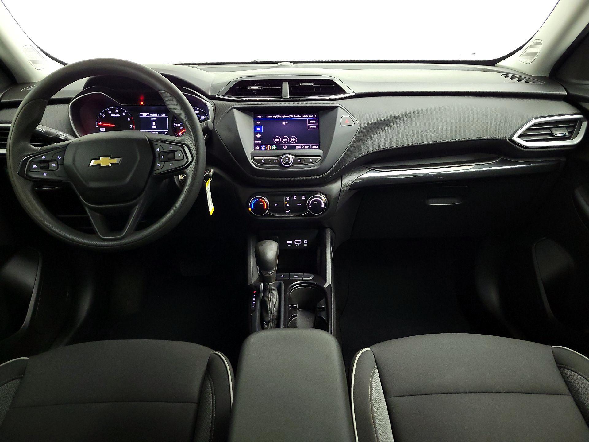 Thumbnail: 2023 Chevrolet TrailBlazer - 9