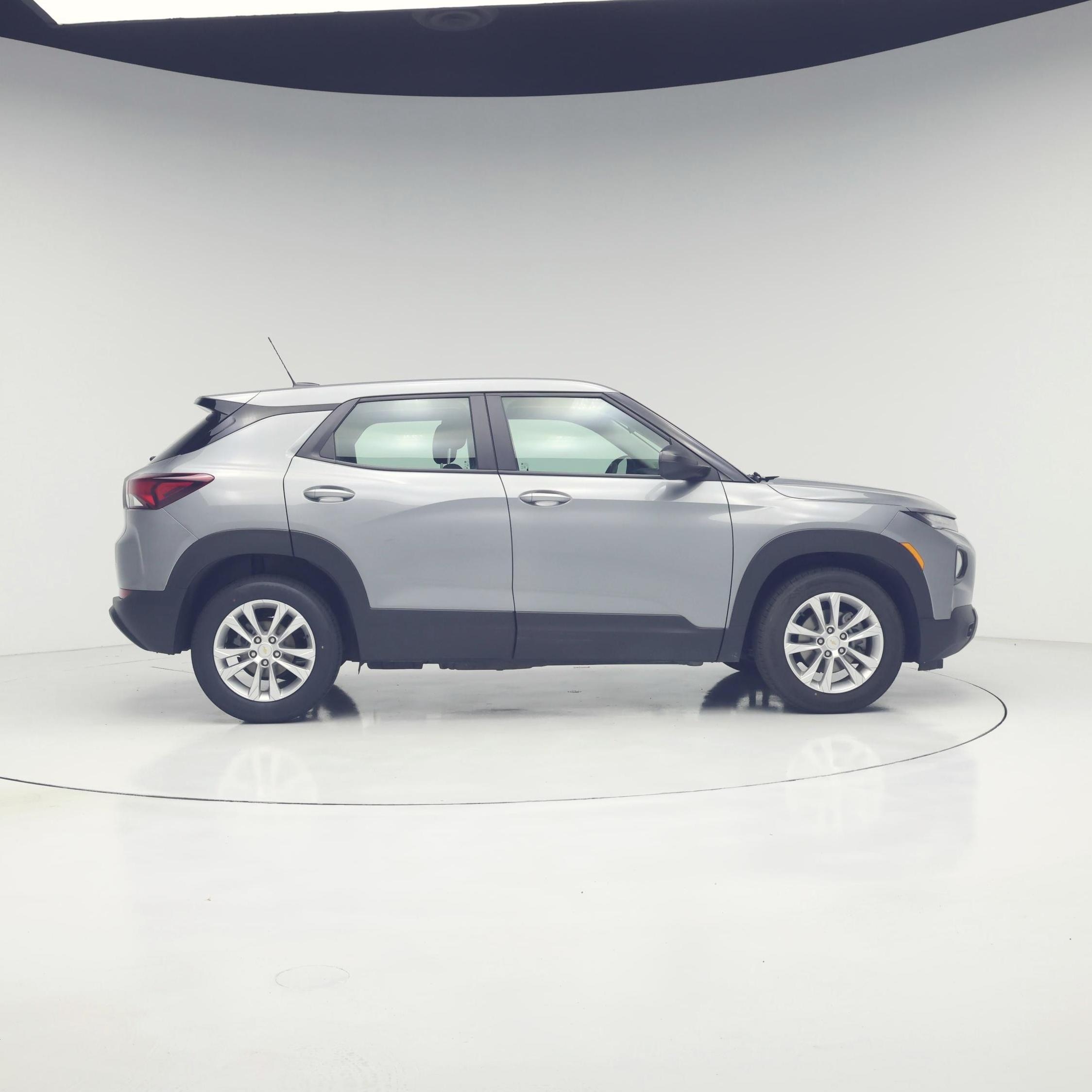 Thumbnail: 2023 Chevrolet TrailBlazer - 7