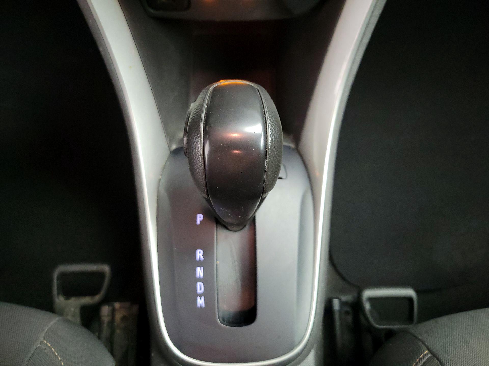 Thumbnail: 2022 Chevrolet Trax - 15