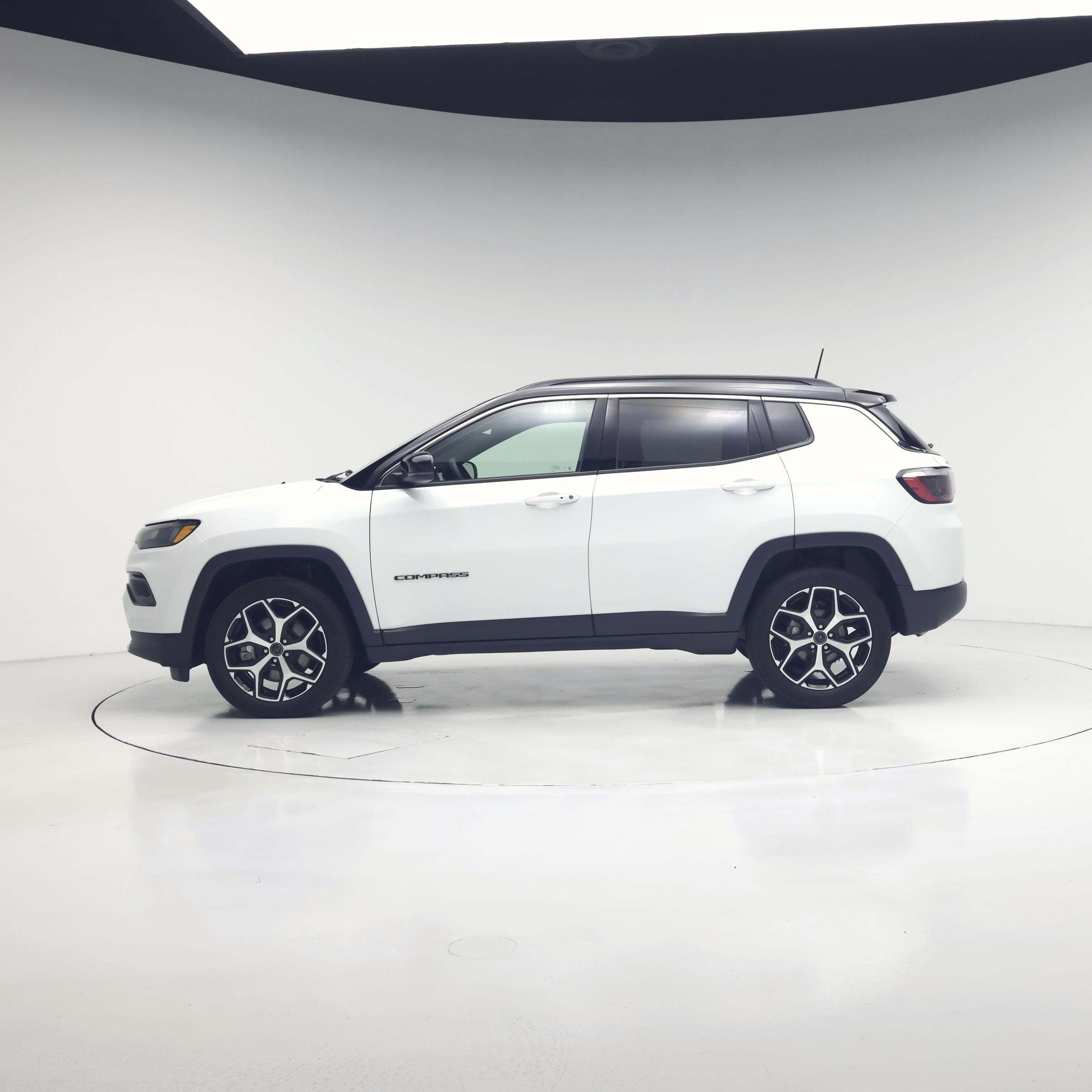 Thumbnail: 2025 Jeep Compass - 3
