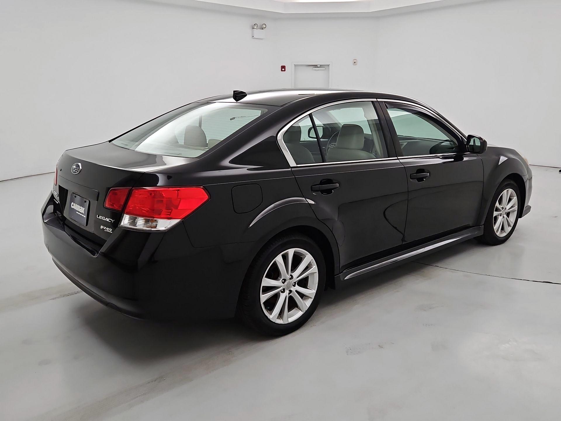 Thumbnail: 2014 Subaru Legacy - 5