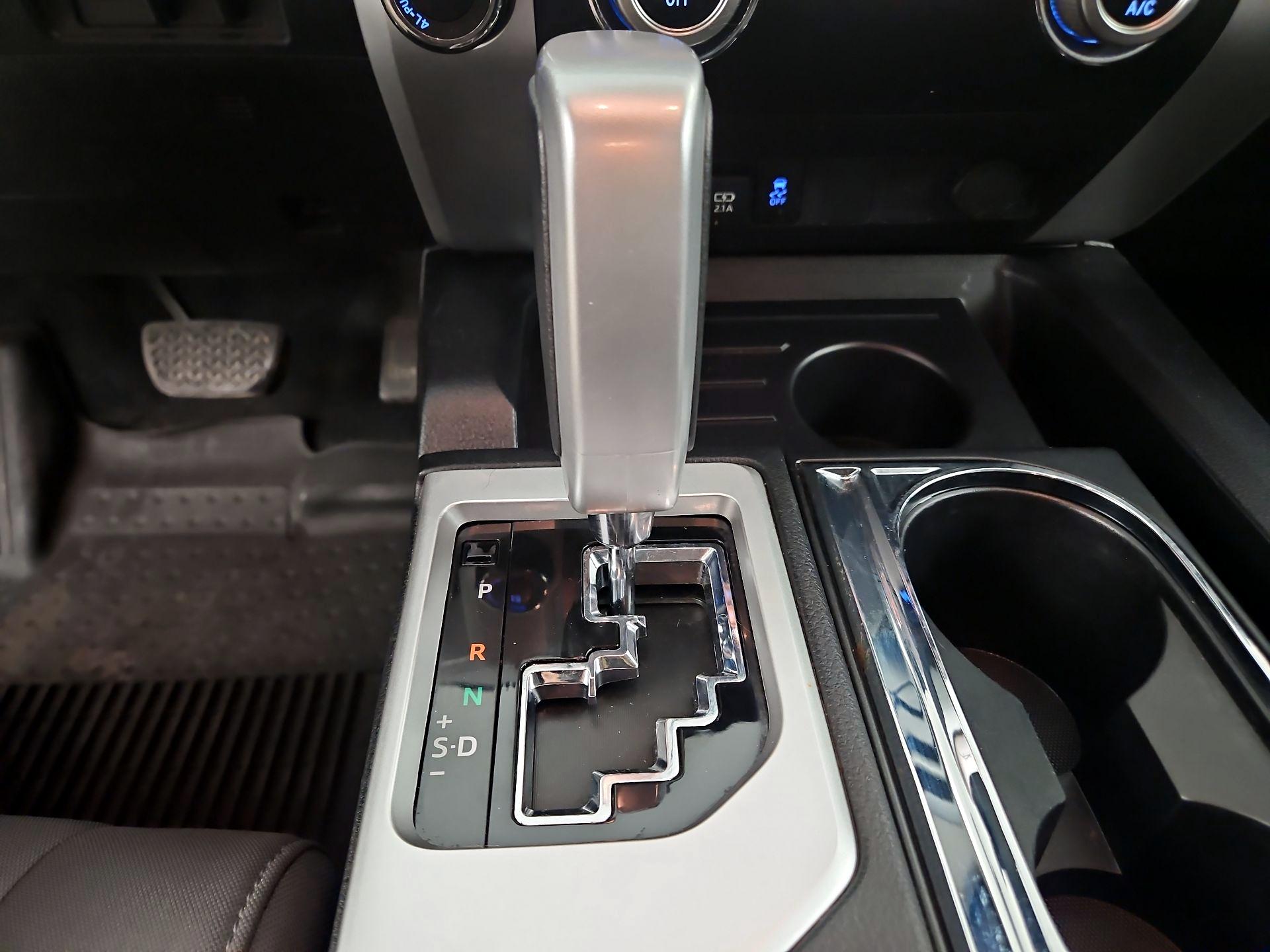Thumbnail: 2021 Toyota Tundra - 15