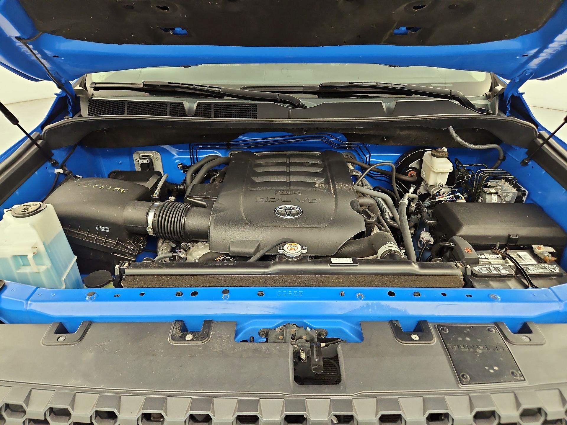 Thumbnail: 2021 Toyota Tundra - 19
