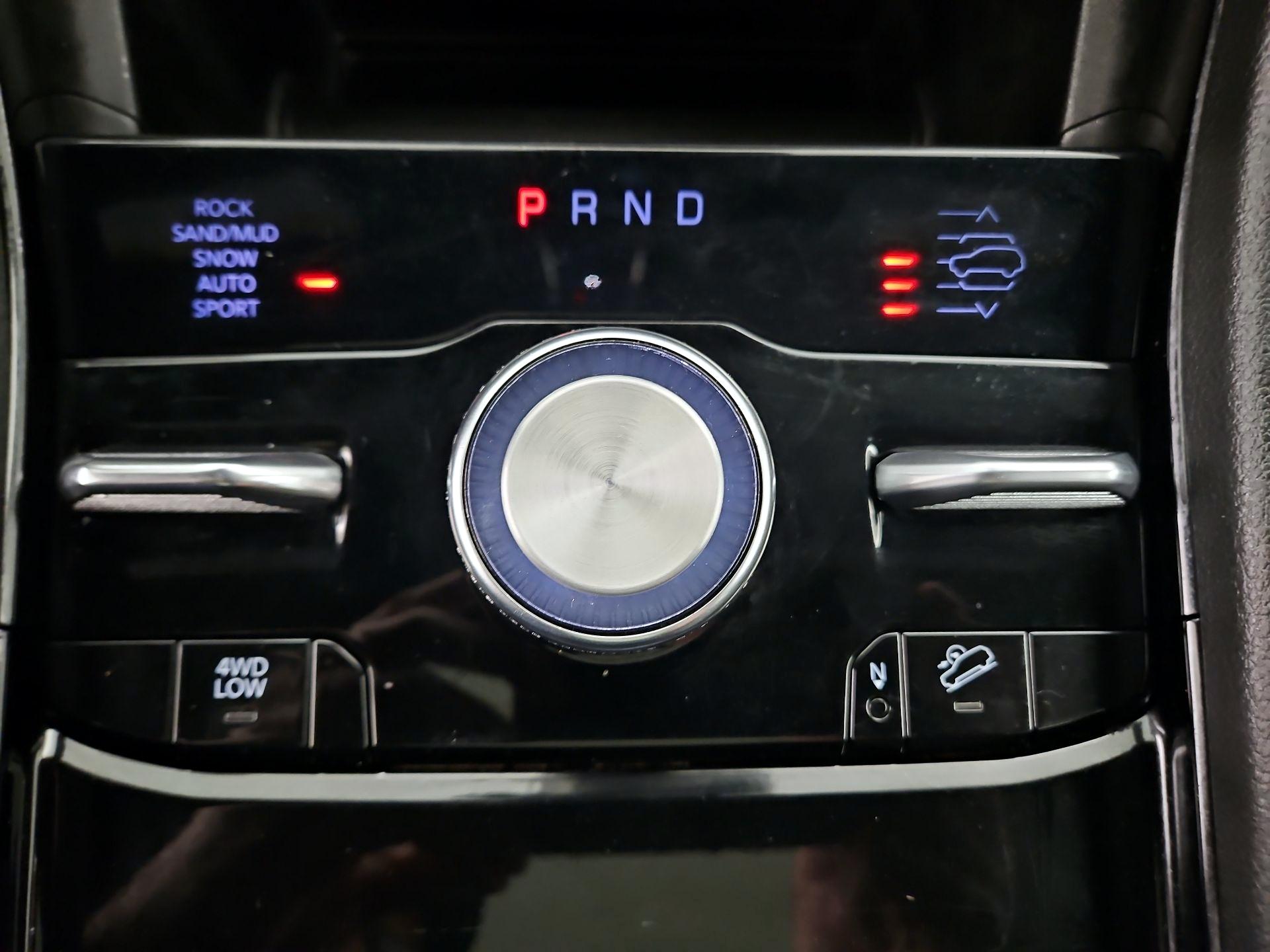 Thumbnail: 2023 Jeep Grand Cherokee - 18