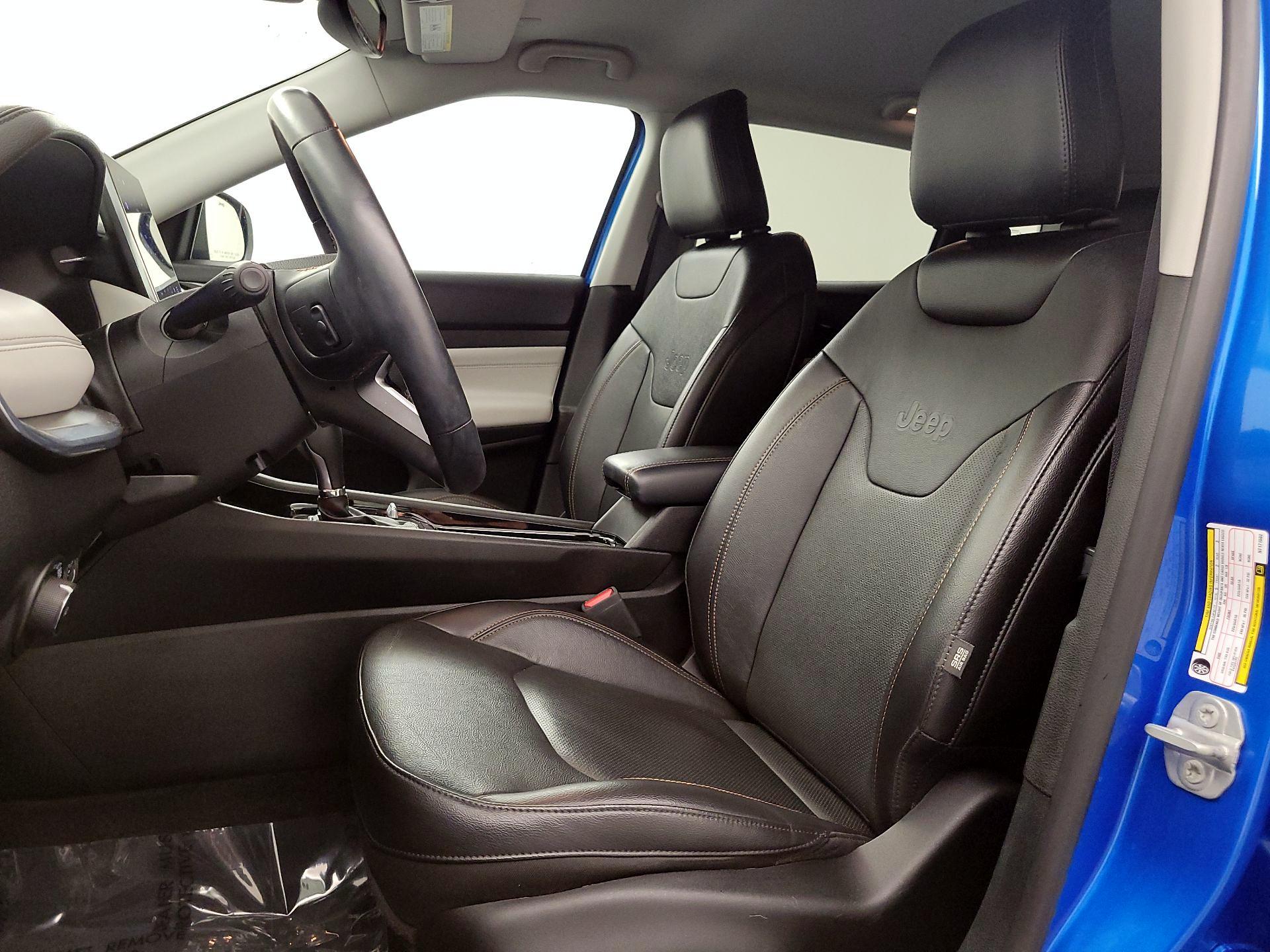 Thumbnail: 2022 Jeep Compass - 11