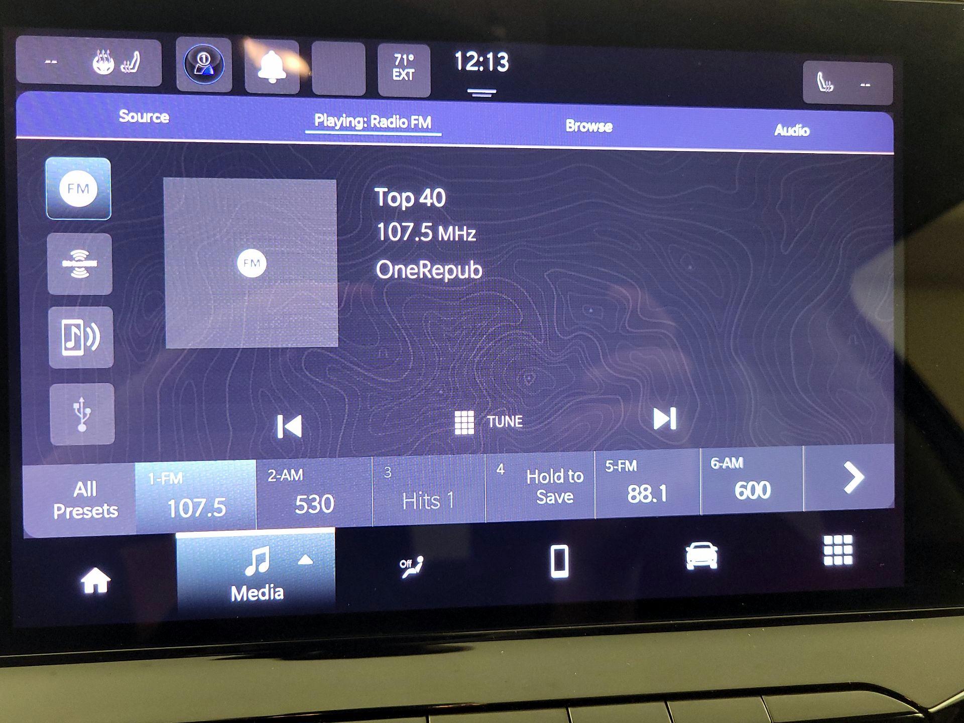 Thumbnail: 2022 Jeep Compass - 15
