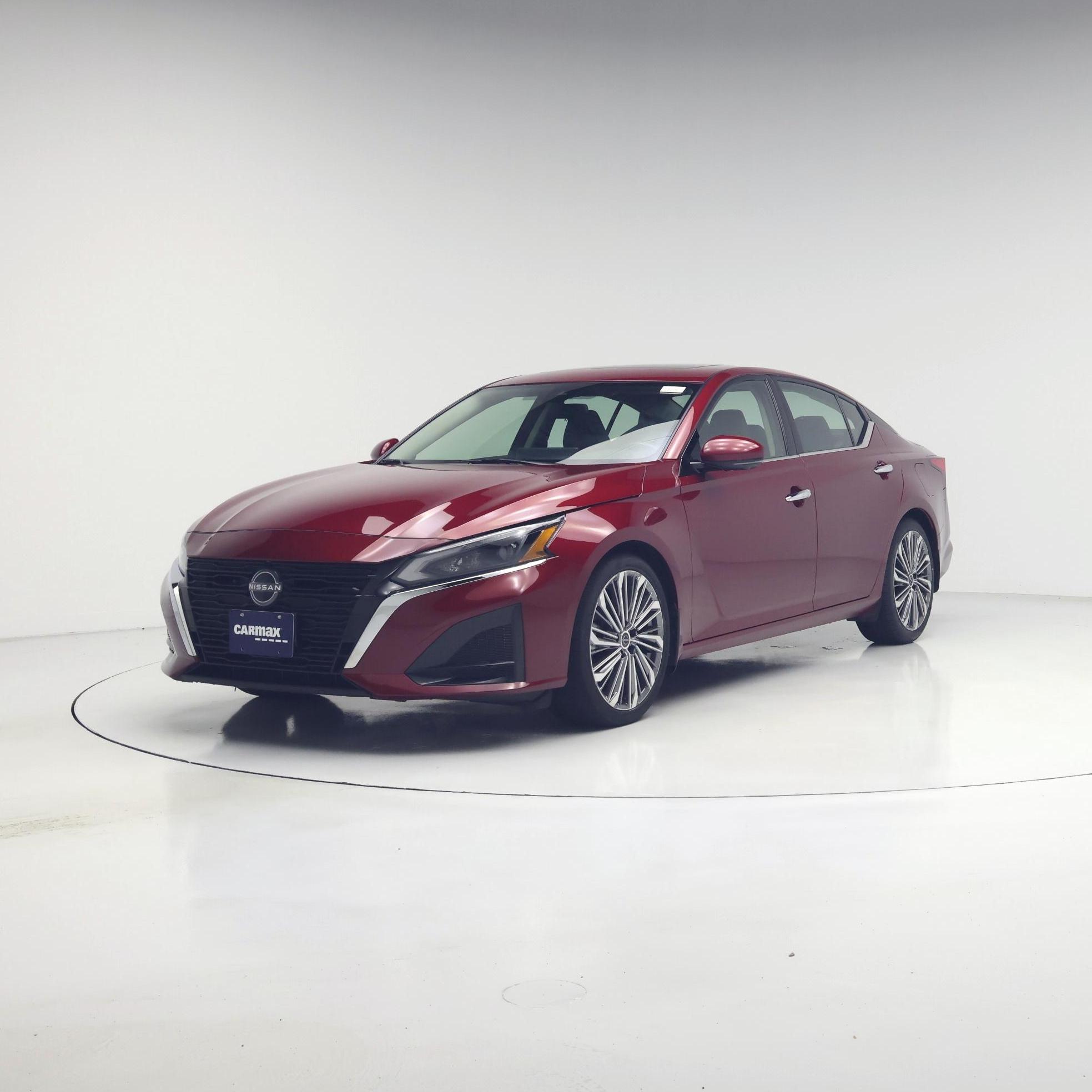 Thumbnail: 2023 Nissan Altima - 4