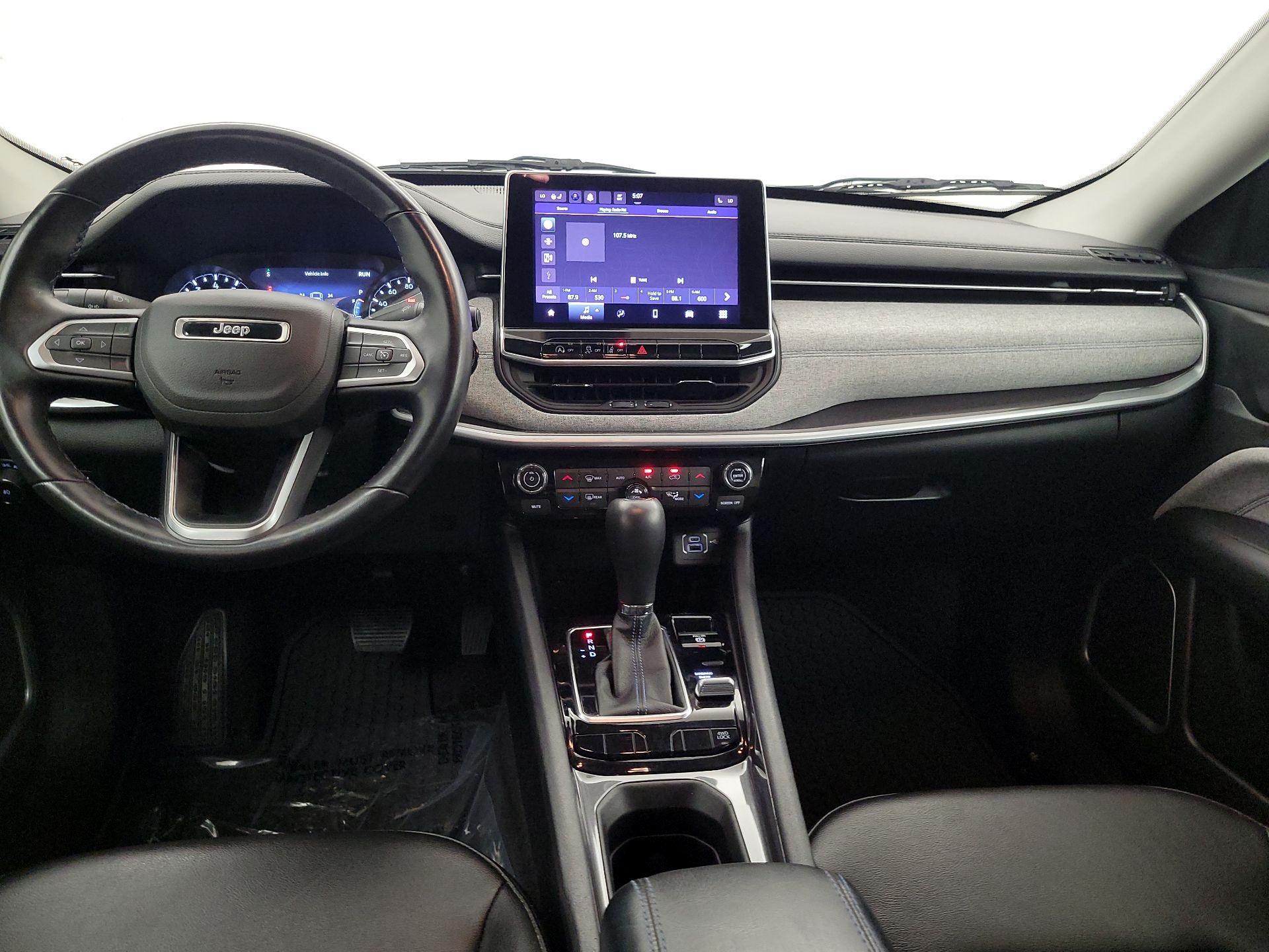 Thumbnail: 2022 Jeep Compass - 9