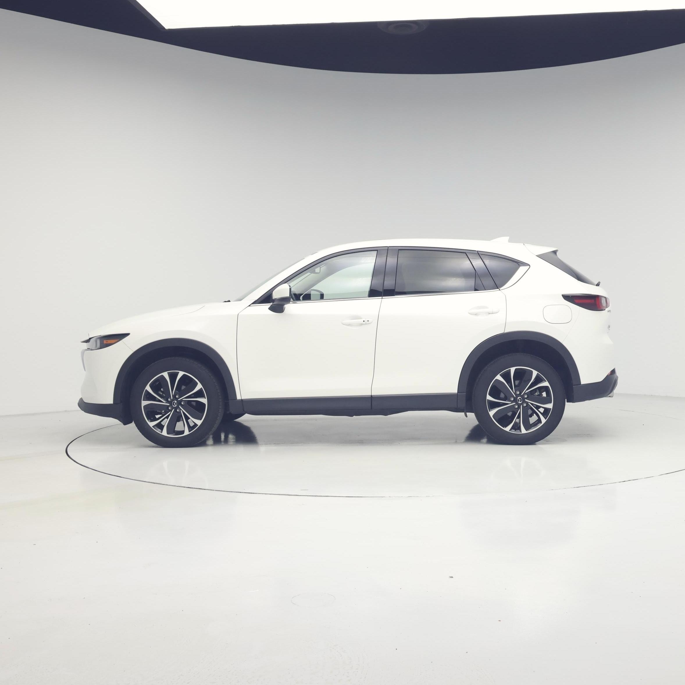 Thumbnail: 2022 Mazda CX-5 - 3