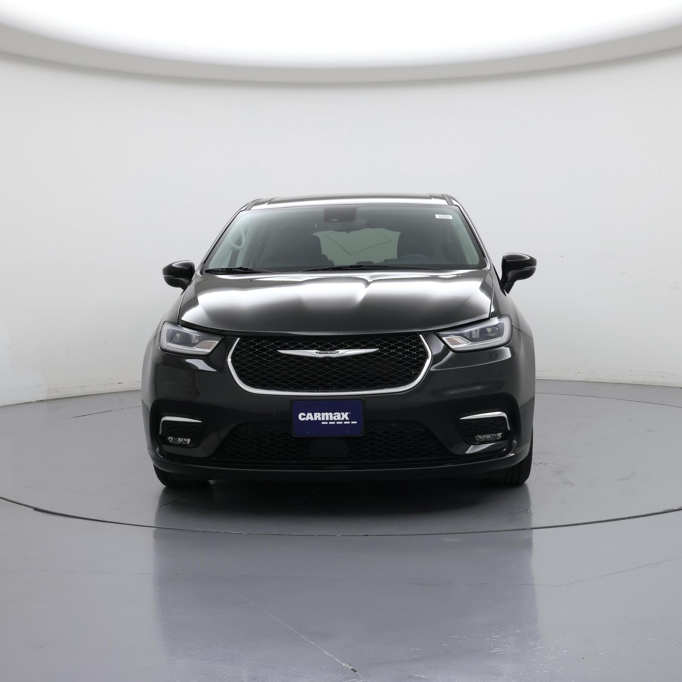 Thumbnail: 2023 Chrysler Pacifica - 5