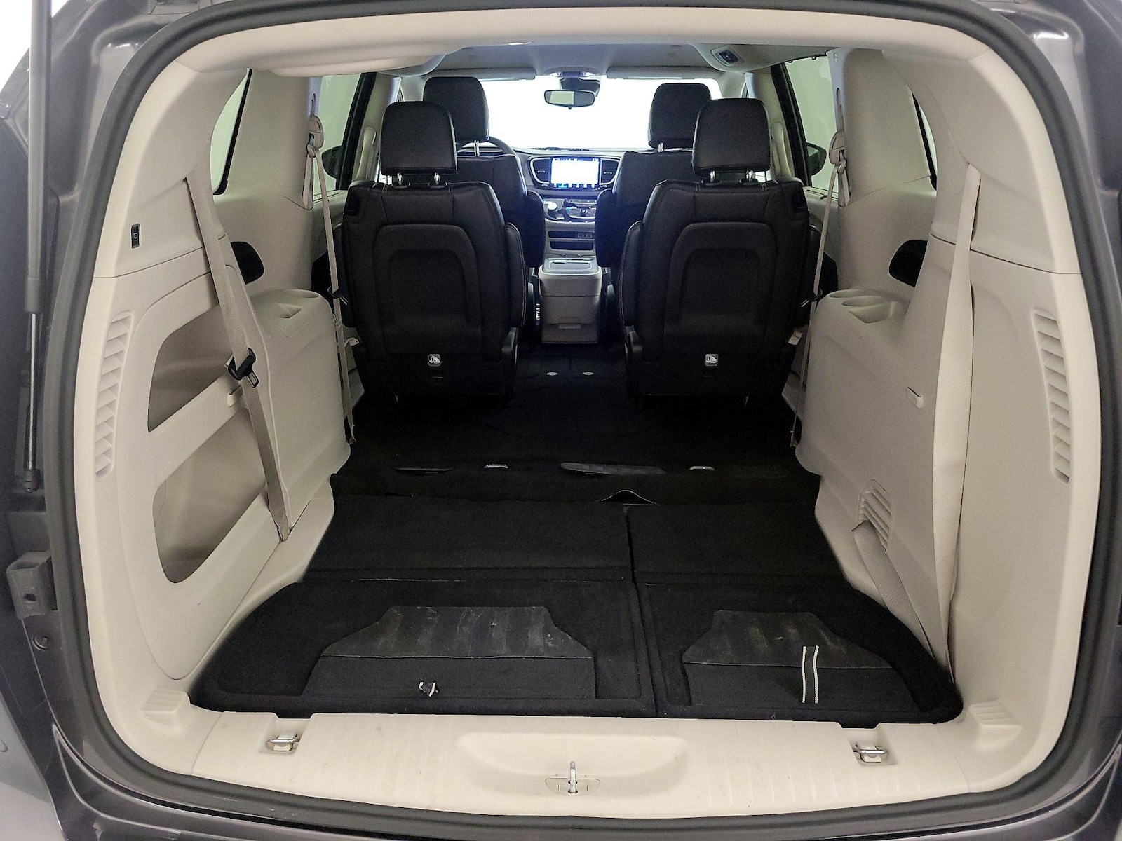 2023 Chrysler Pacifica Touring L - Photo 23