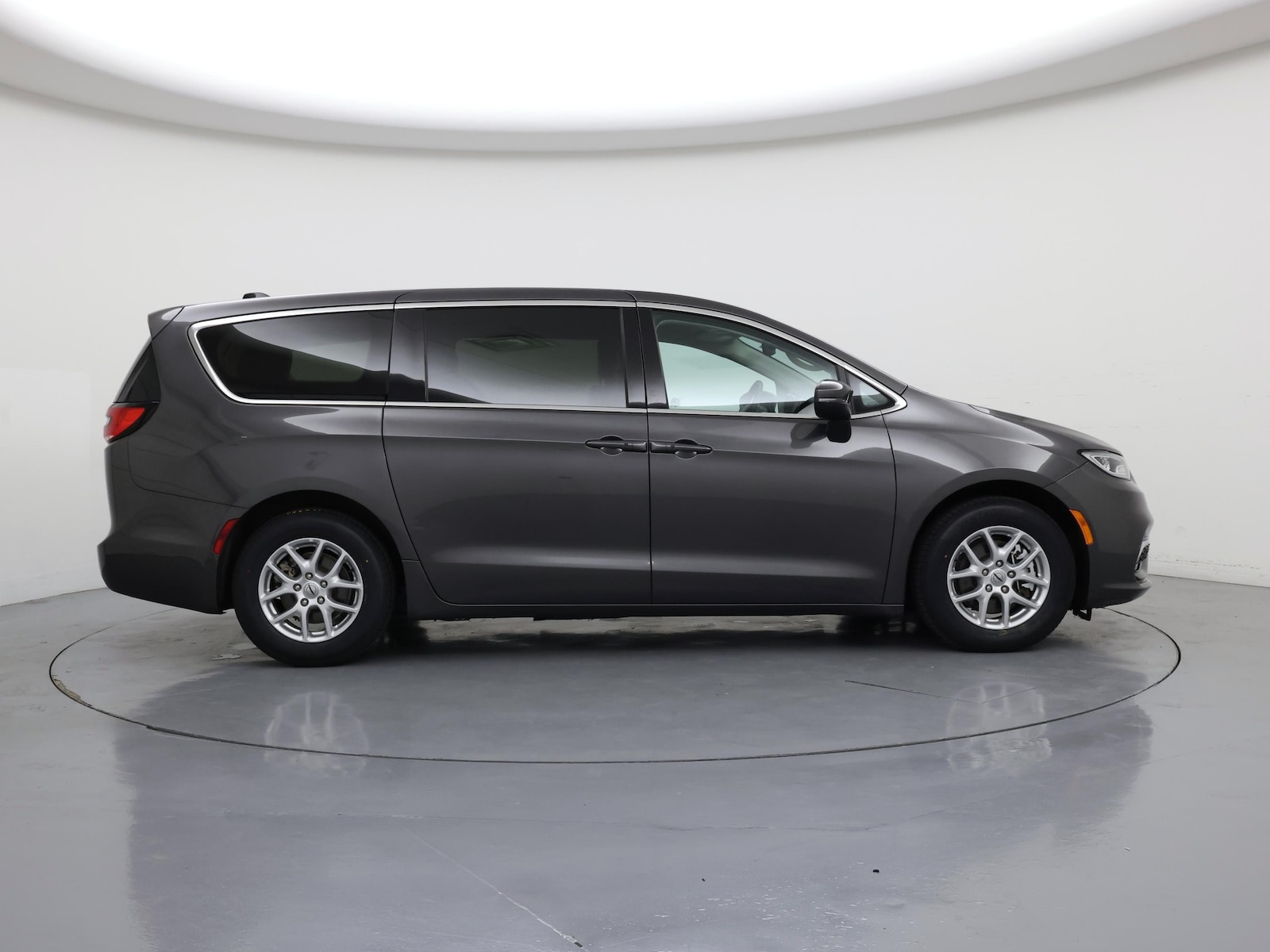 2023 Chrysler Pacifica Touring L - Photo 8