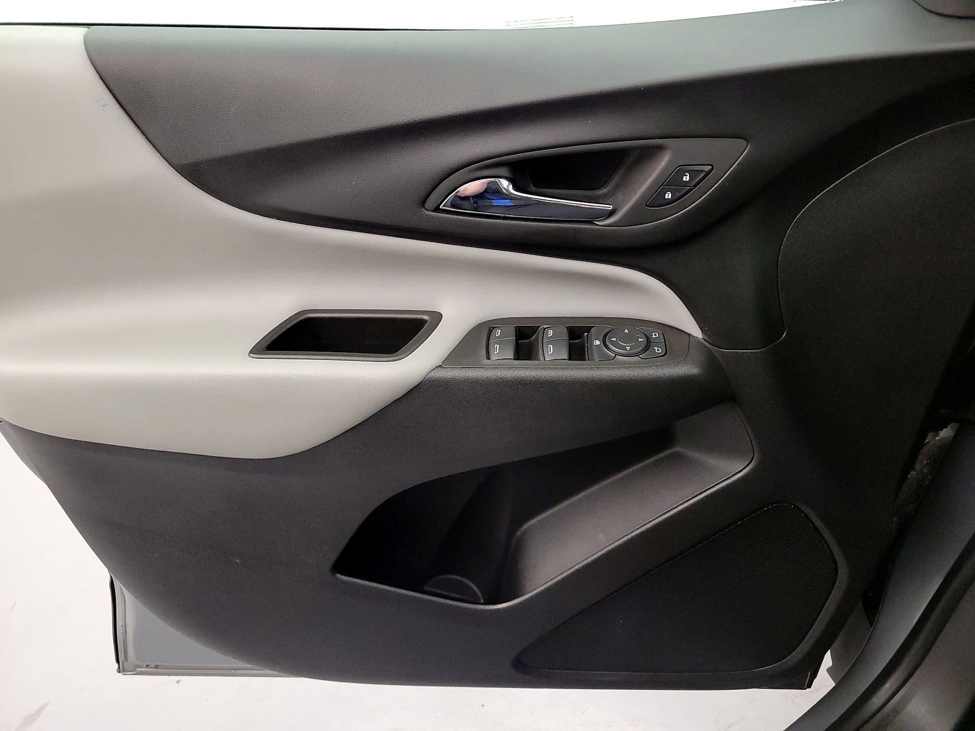 Thumbnail: 2023 Chevrolet Equinox - 12