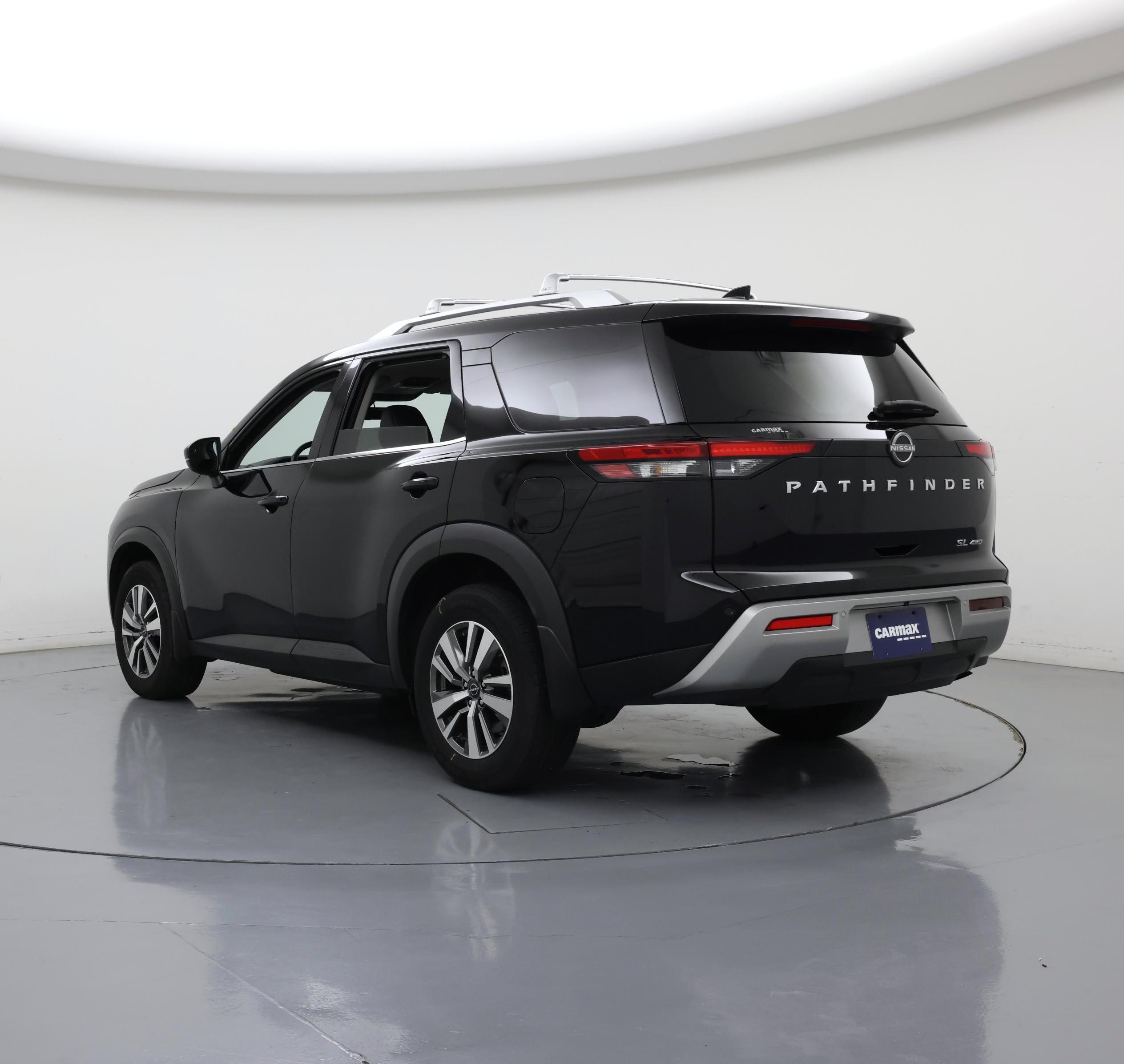 Thumbnail: 2023 Nissan Pathfinder - 2