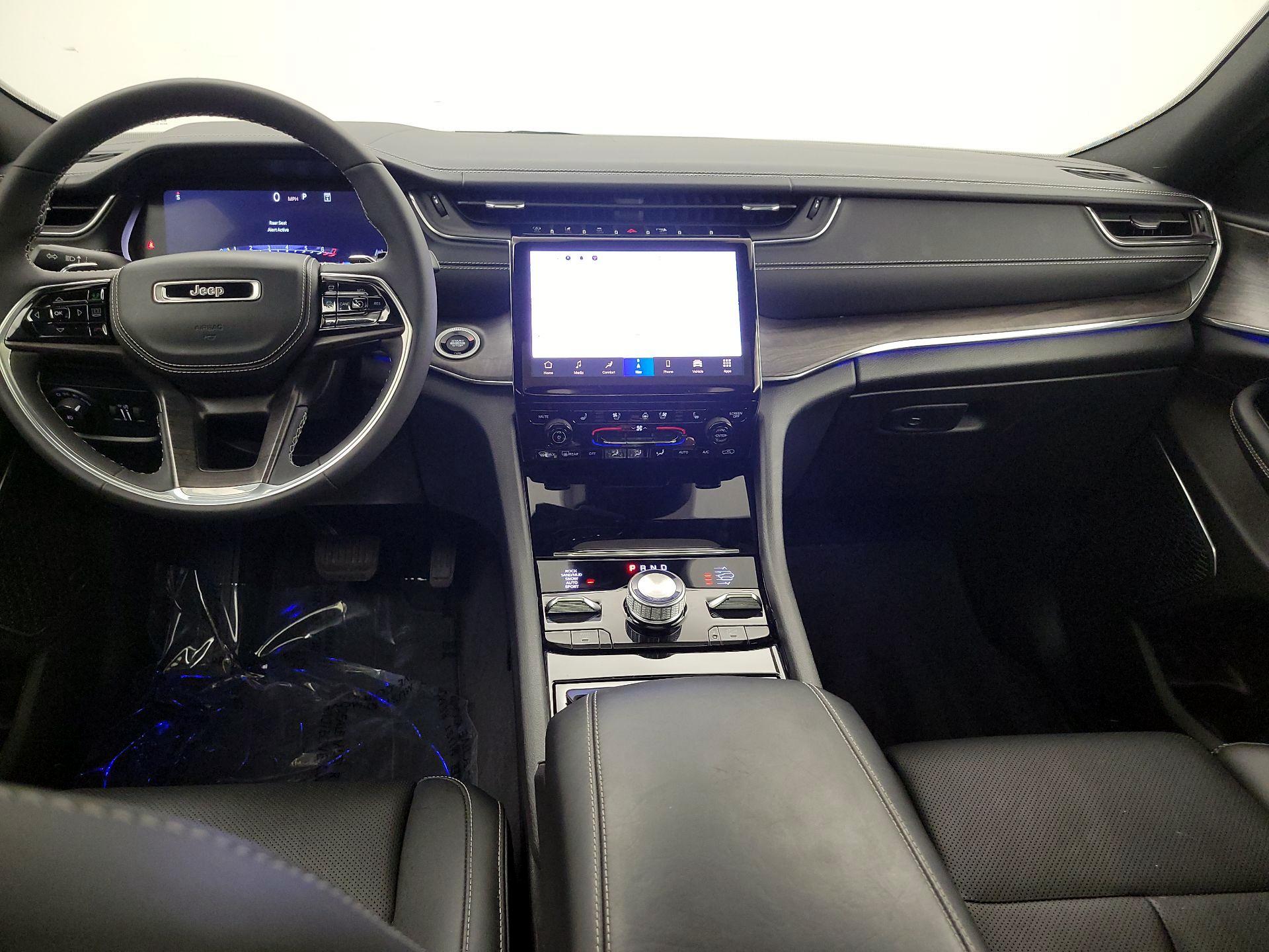Thumbnail: 2023 Jeep Grand Cherokee - 9
