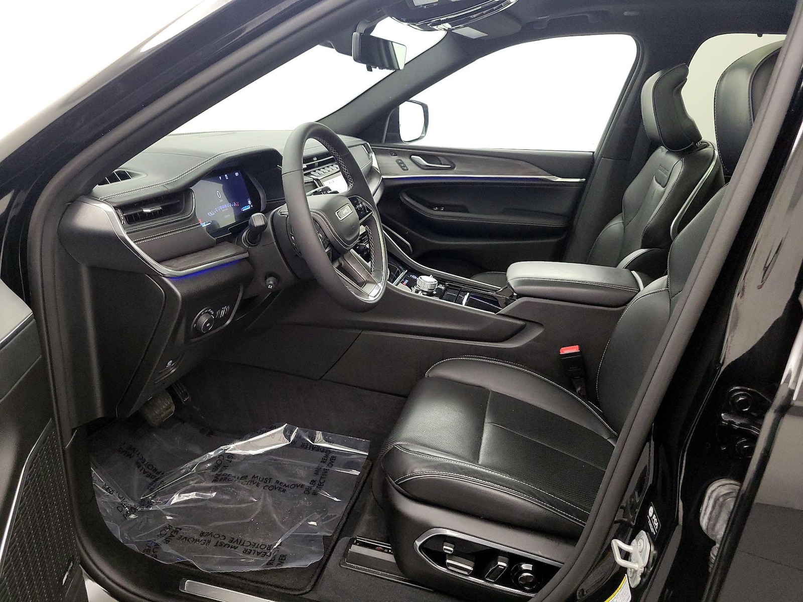 2023 Jeep Grand Cherokee Overland - Photo 12