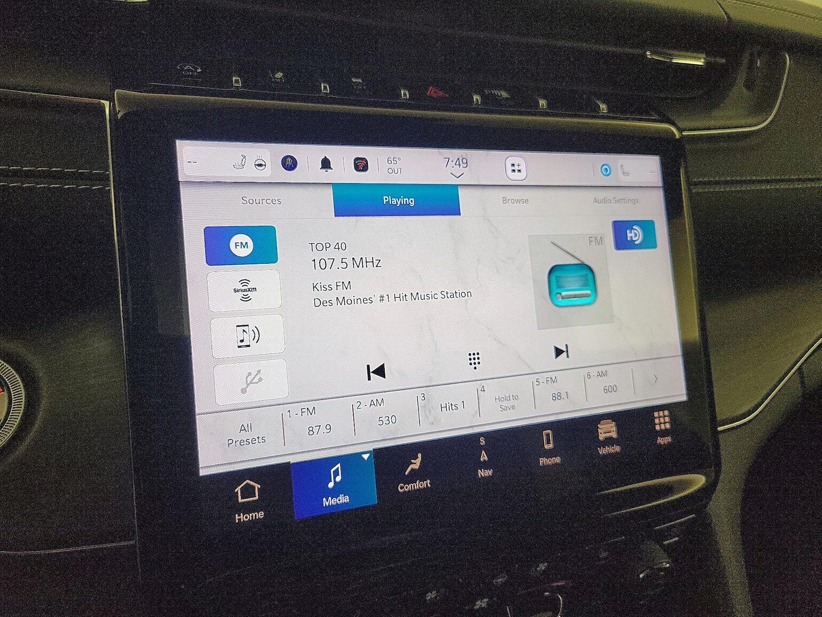 2023 Jeep Grand Cherokee Overland - Photo 17