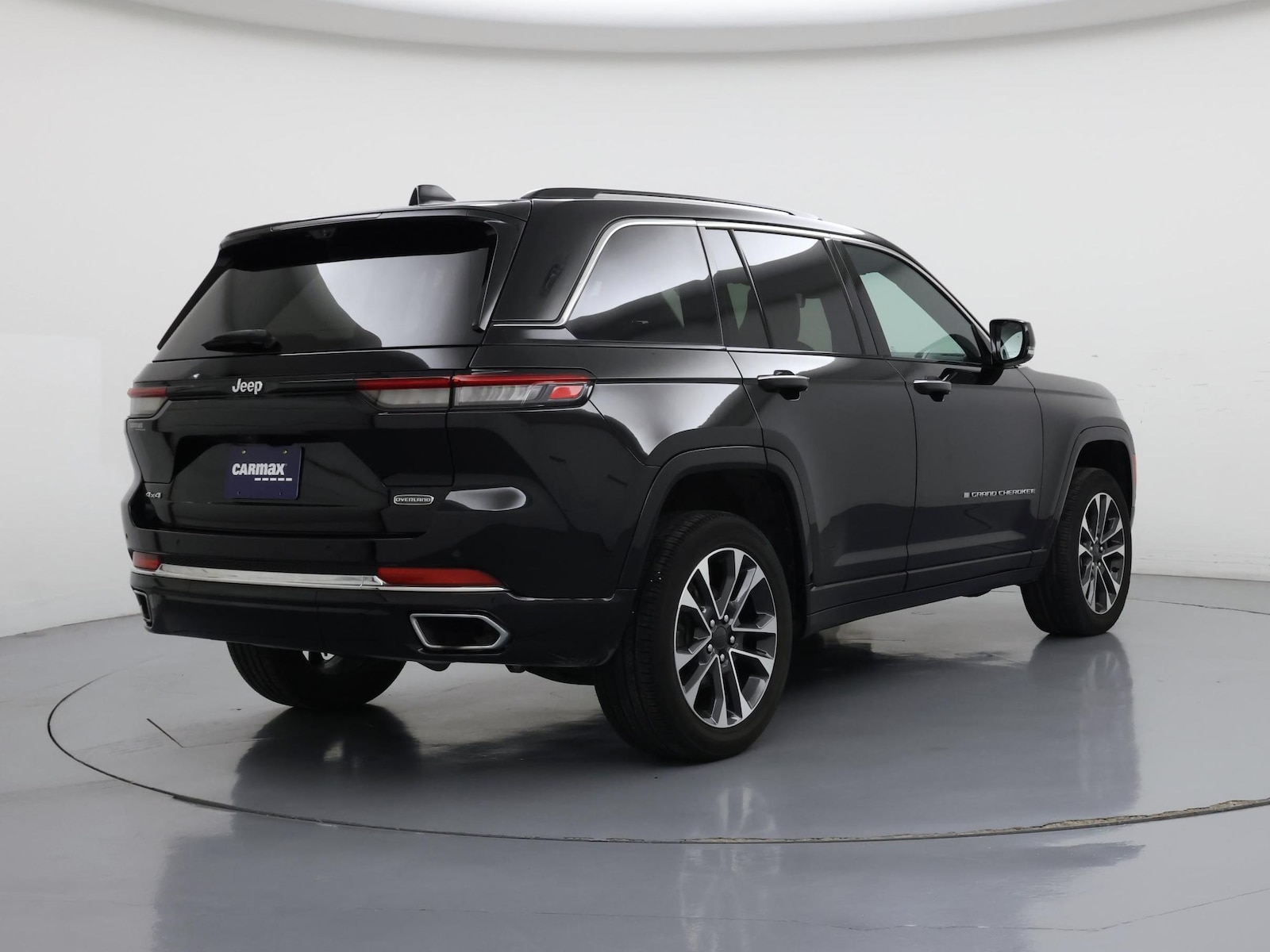 2023 Jeep Grand Cherokee Overland - Photo 9