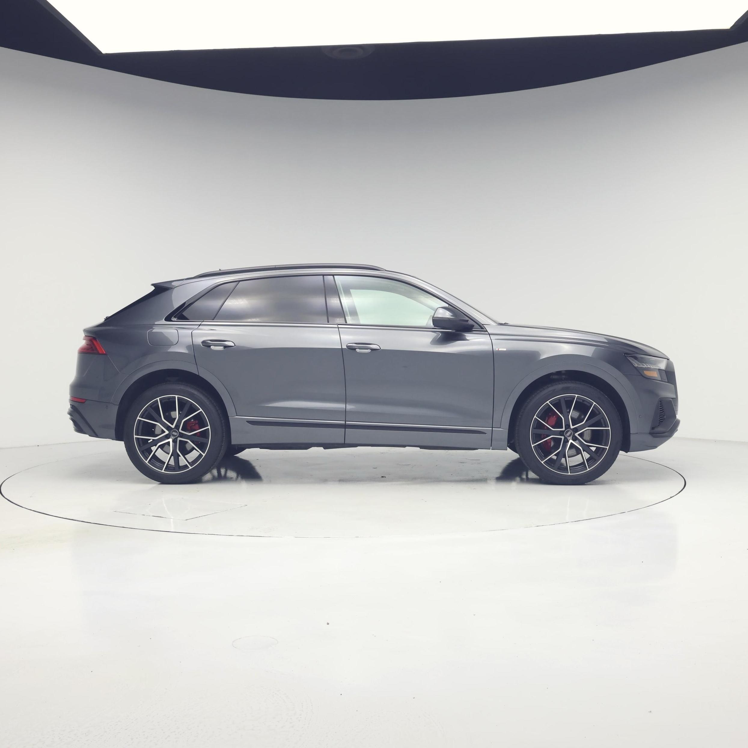Thumbnail: 2021 Audi Q8 - 7